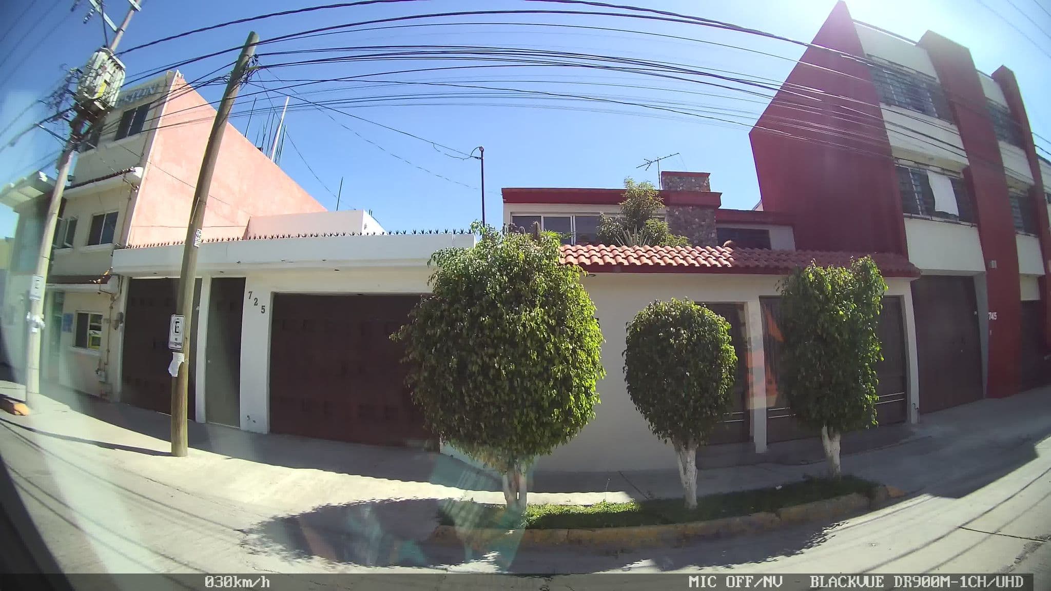 Street view near Hotel Houston, San Luis Potosí — © kaart_2 (CC BY-SA · Mapillary)