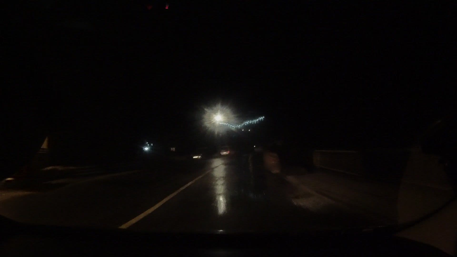 Street view near Hanul Piatra Scânteilor, Albac — © tavi (CC BY-SA · Mapillary)