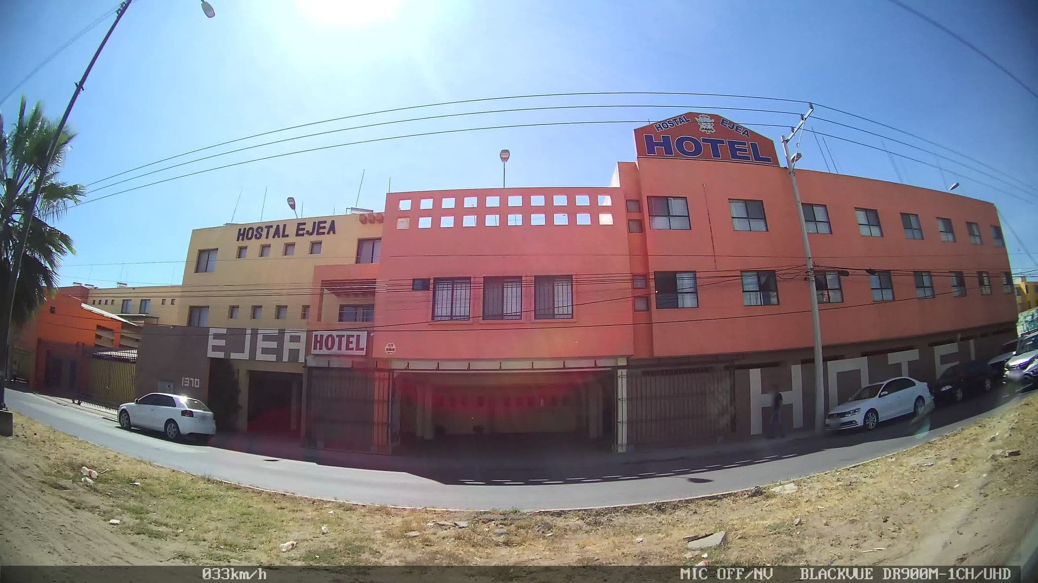 Street view near Hostal Ejeas, San Luis Potosí — © kaart_2 (CC BY-SA · Mapillary)