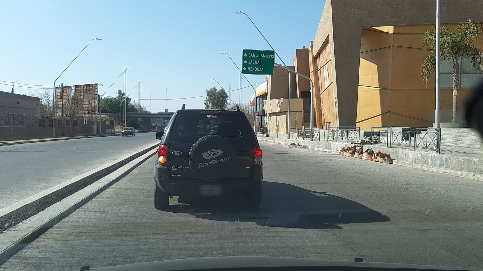 Street view near Del Bono Park Hotel Spa & Casino, San Juan — © guillemmal (CC BY-SA · Mapillary)