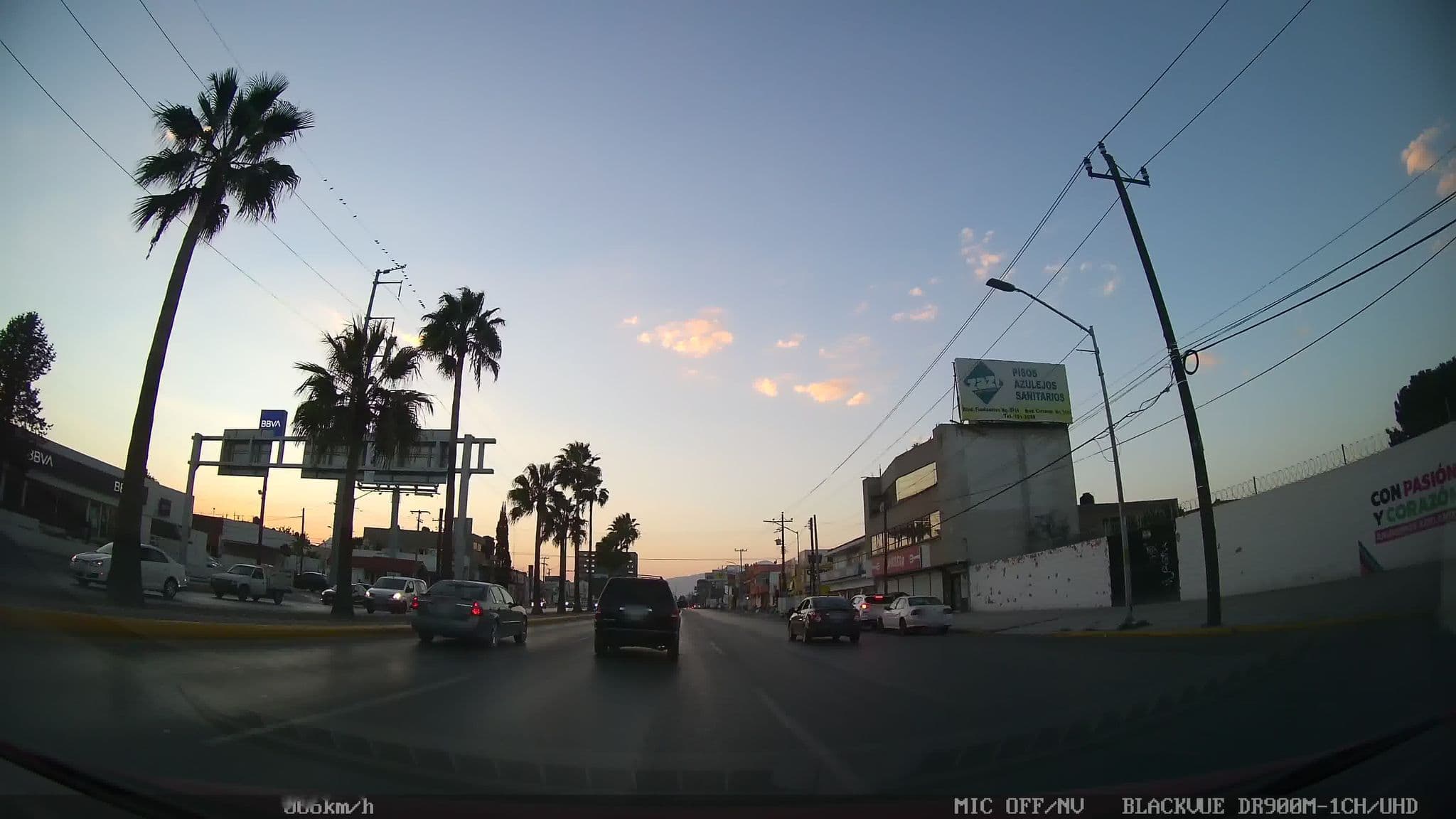 Street view near Zondor Hotel, Saltillo — © kaart_4 (CC BY-SA · Mapillary)