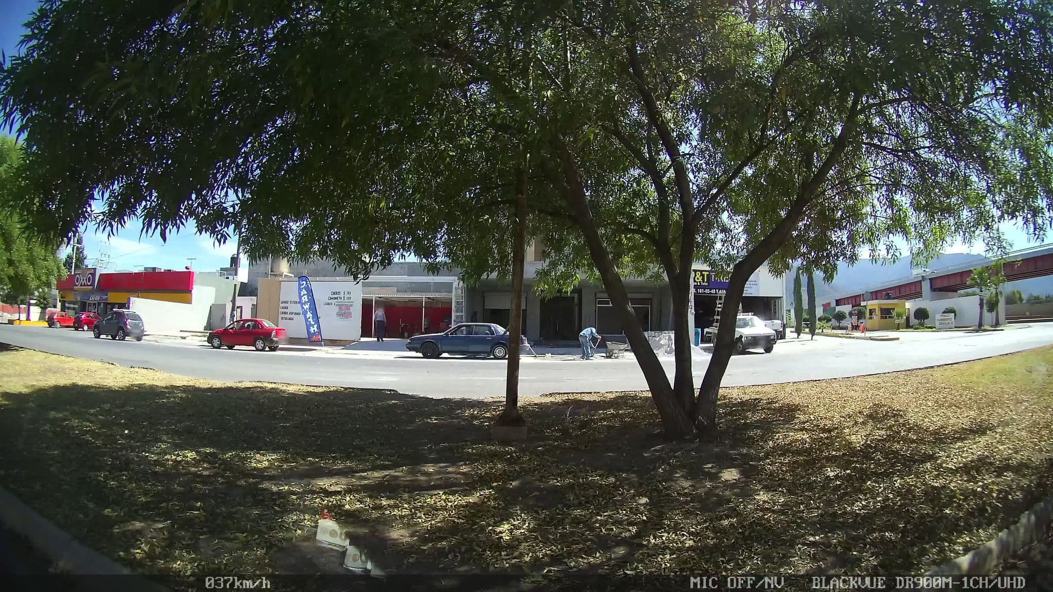 Street view near One Hoteles, Saltillo — © kaart_4 (CC BY-SA · Mapillary)