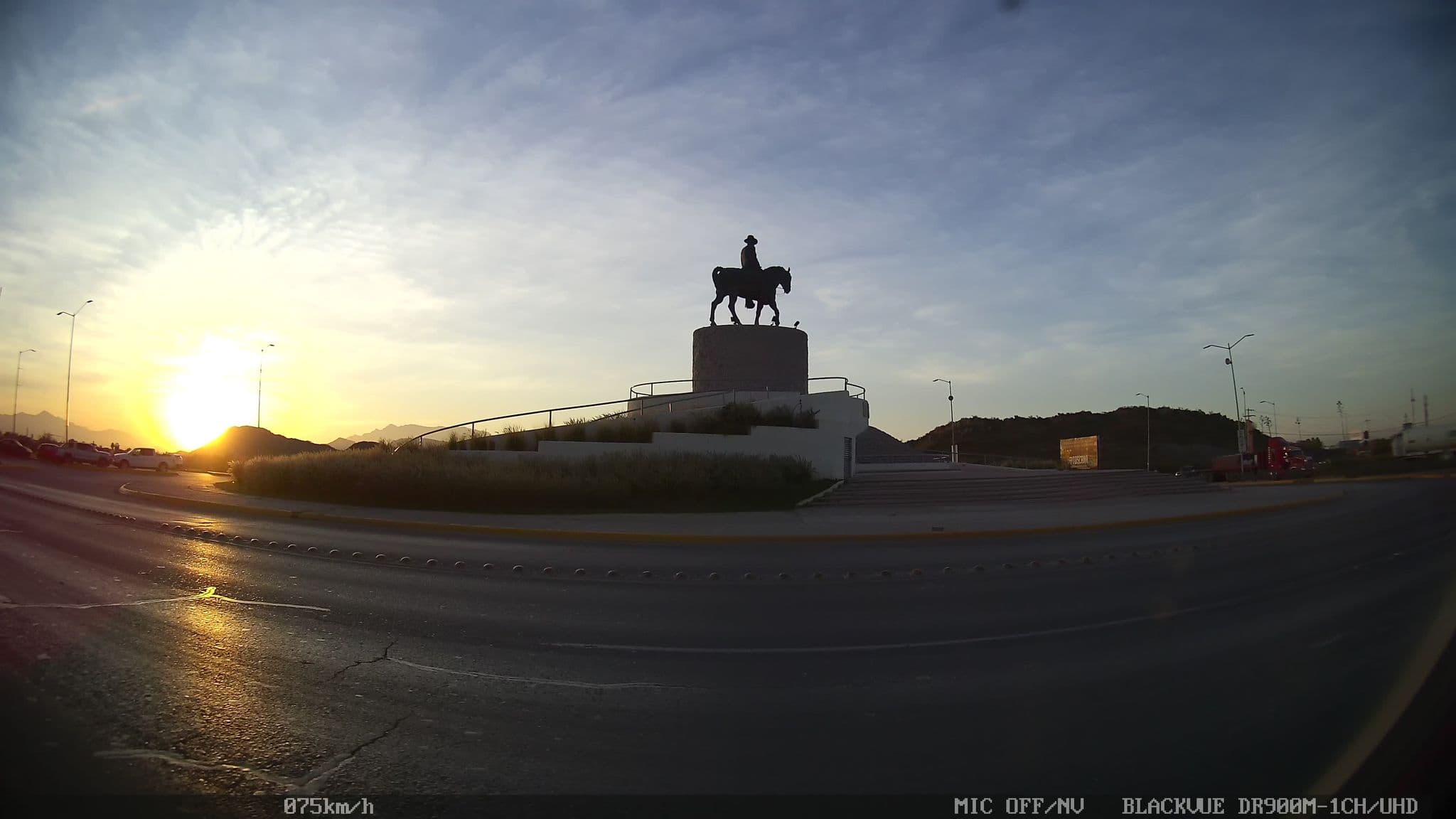 Street view near Estatua De Venustiano Carranza, Ramos Arizpe — © kaart_4 (CC BY-SA · Mapillary)