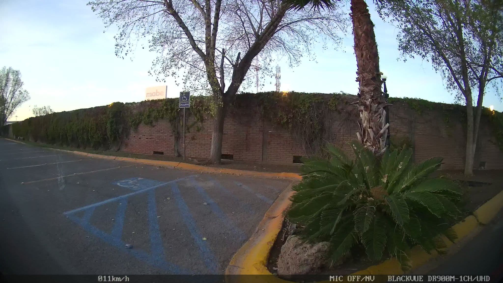 Street view near Hotel AB, Ramos Arizpe — © kaart_4 (CC BY-SA · Mapillary)