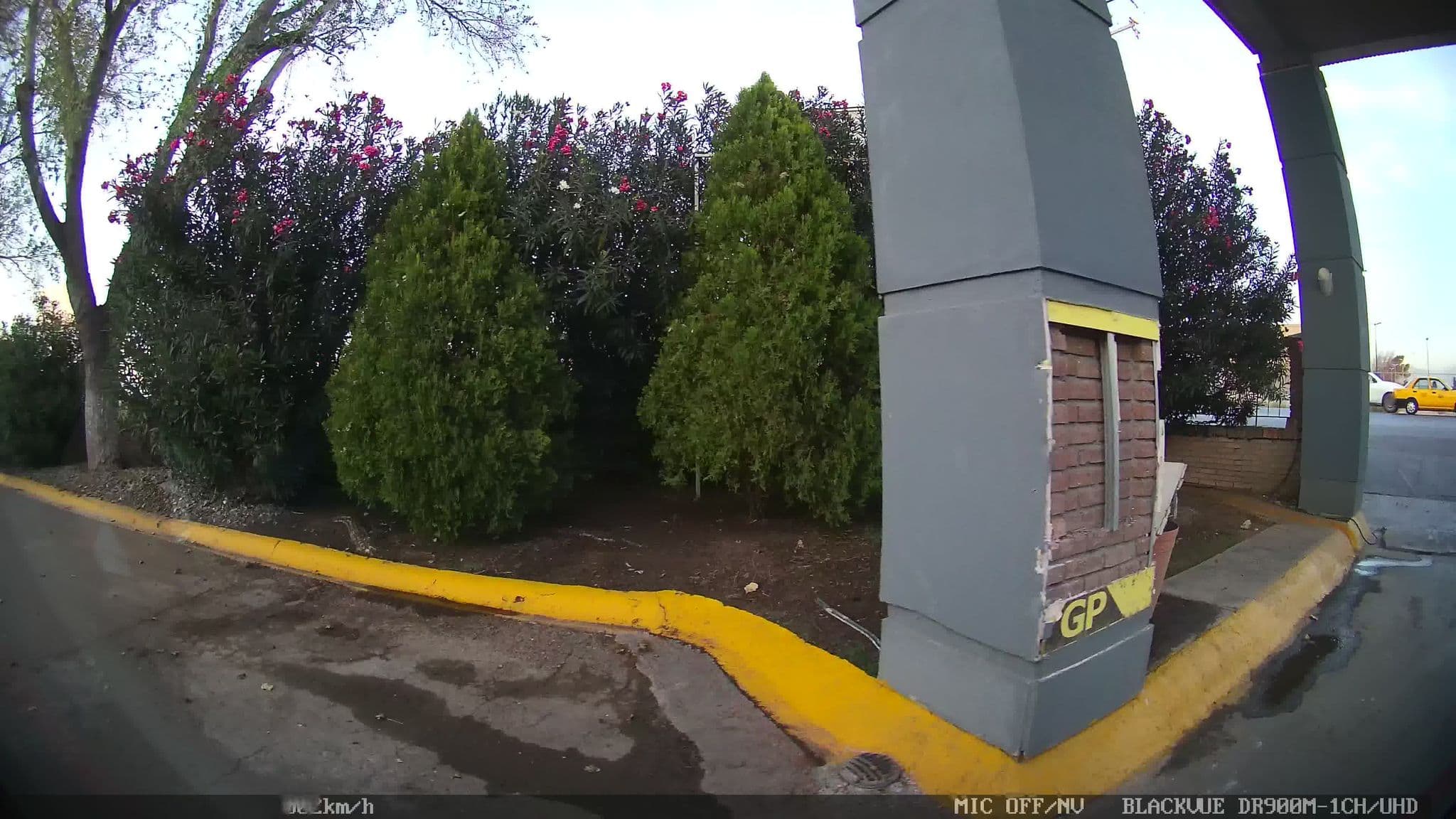 Street view near Holiday Inn Saltillo Ramos Arizpe, Ramos Arizpe — © kaart_4 (CC BY-SA · Mapillary)
