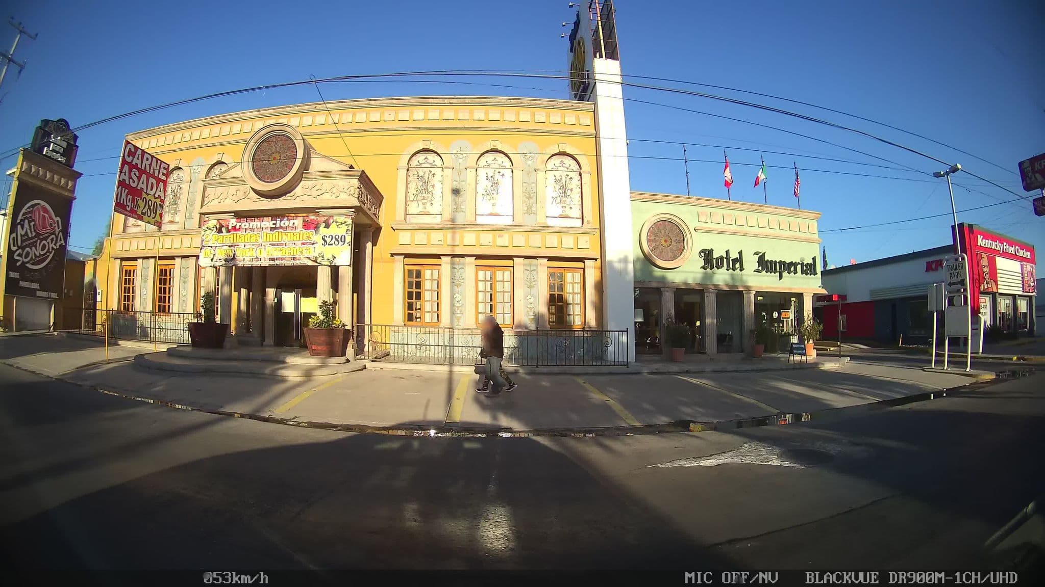 Street view near Hotel Imperial del Norte, Saltillo — © kaart_4 (CC BY-SA · Mapillary)