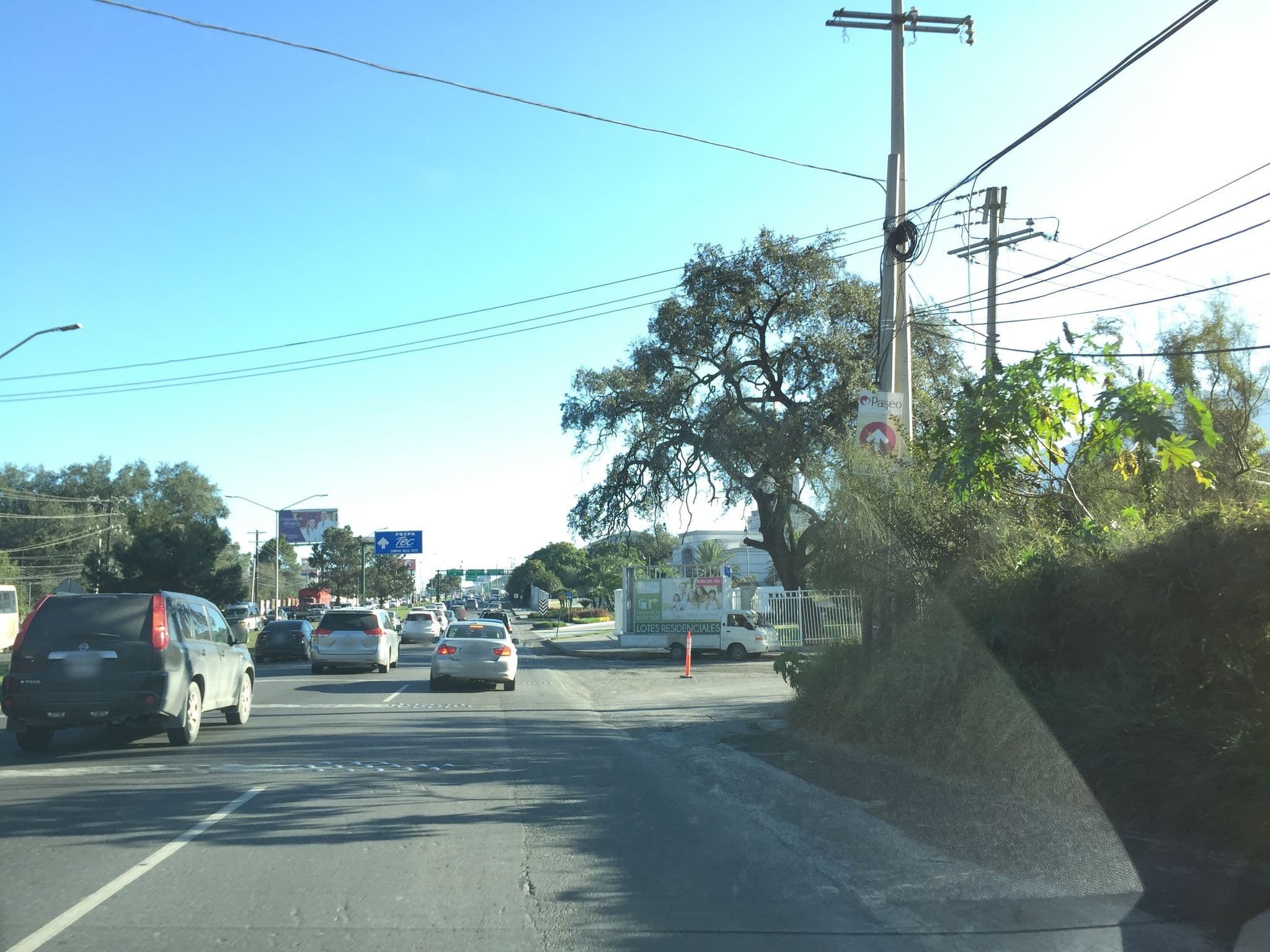 Street view near Motel La Siesta, Bosques de San Pedro — © luislatin (CC BY-SA · Mapillary)