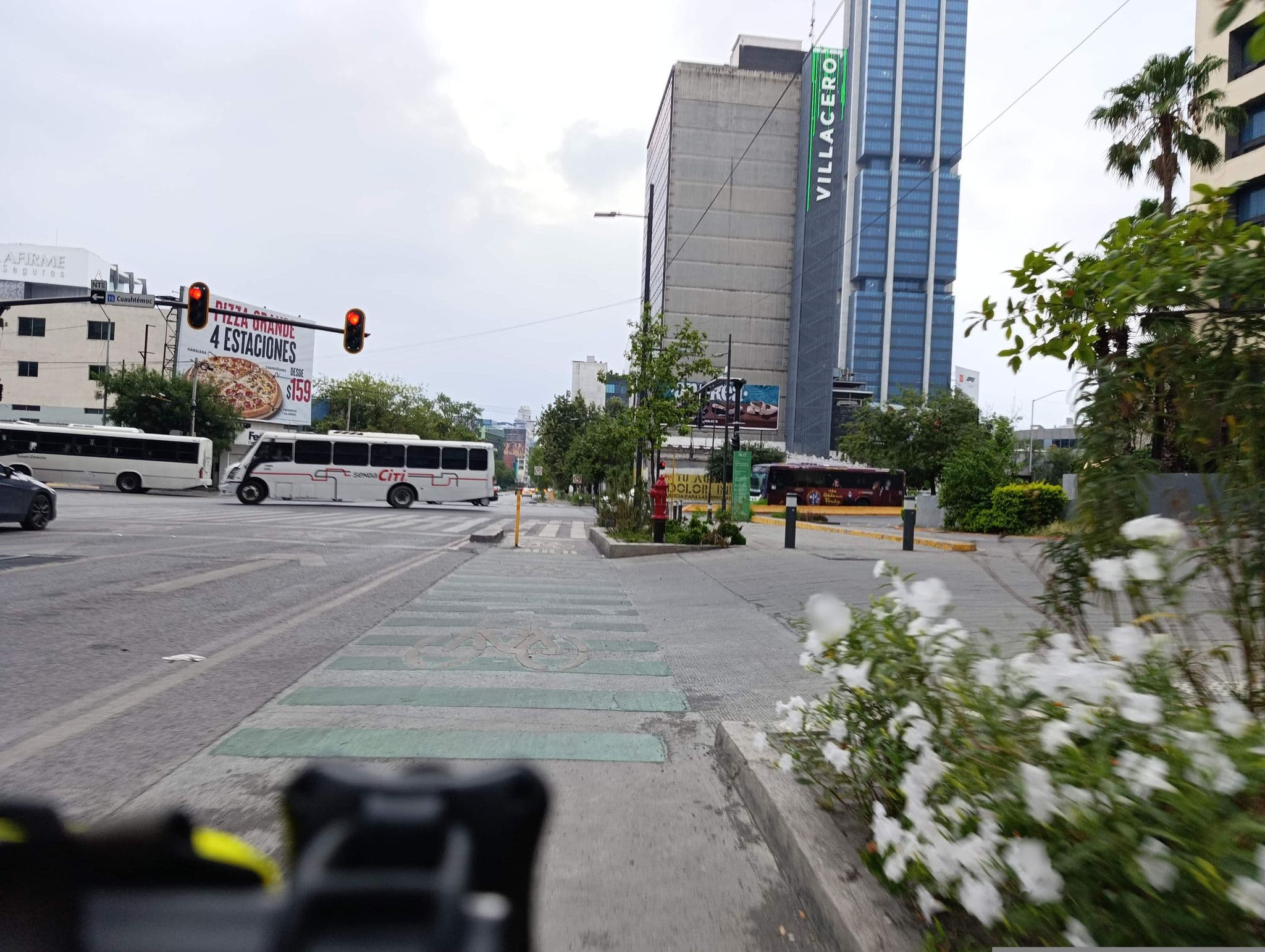 Street view near Fiesta Inn, Monterrey — © Poncholc89 (CC BY-SA · Mapillary)