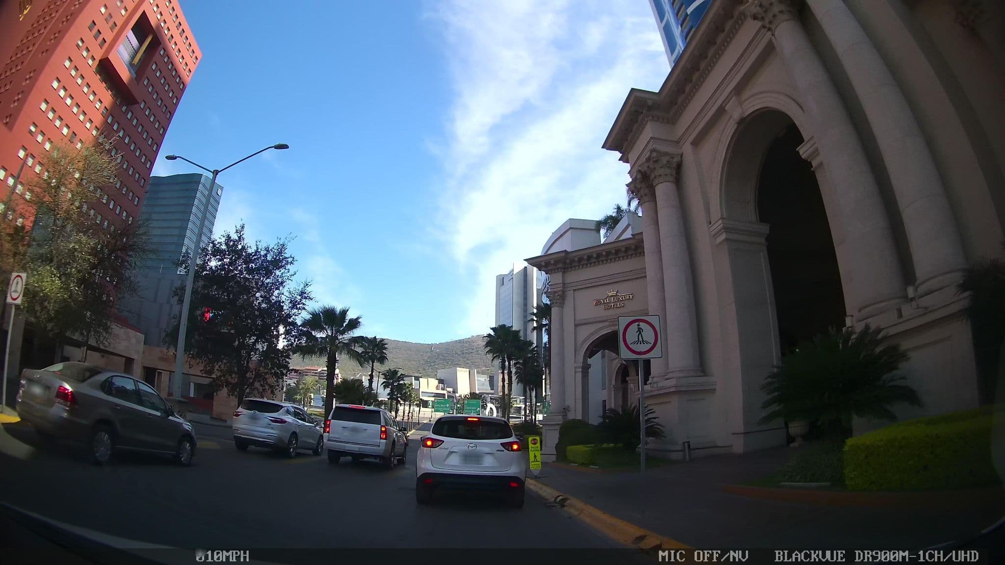 Street view near Safi Royal Luxury Hotel, Monterrey — © kaartcam (CC BY-SA · Mapillary)