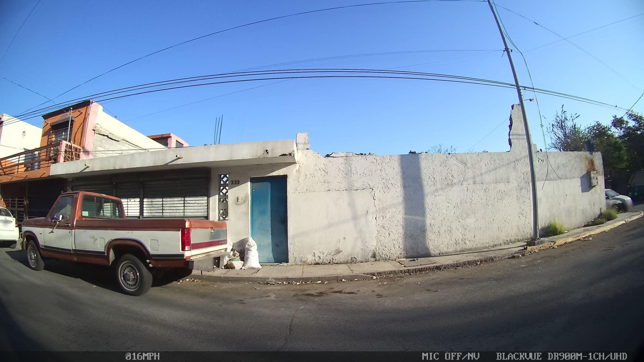 Street view near Grupo Posadas, Monterrey — © kaart_4 (CC BY-SA · Mapillary)