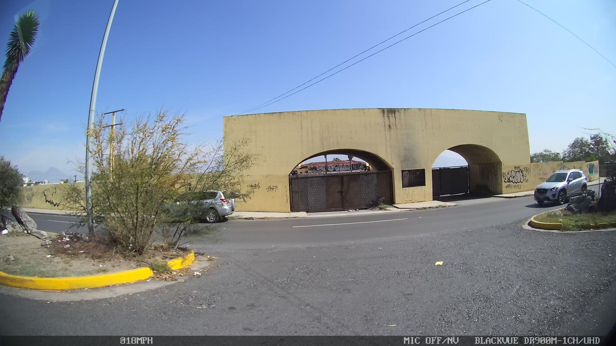 Street view near Amadeus Mexico, Mitras Poniente — © kaart_4 (CC BY-SA · Mapillary)