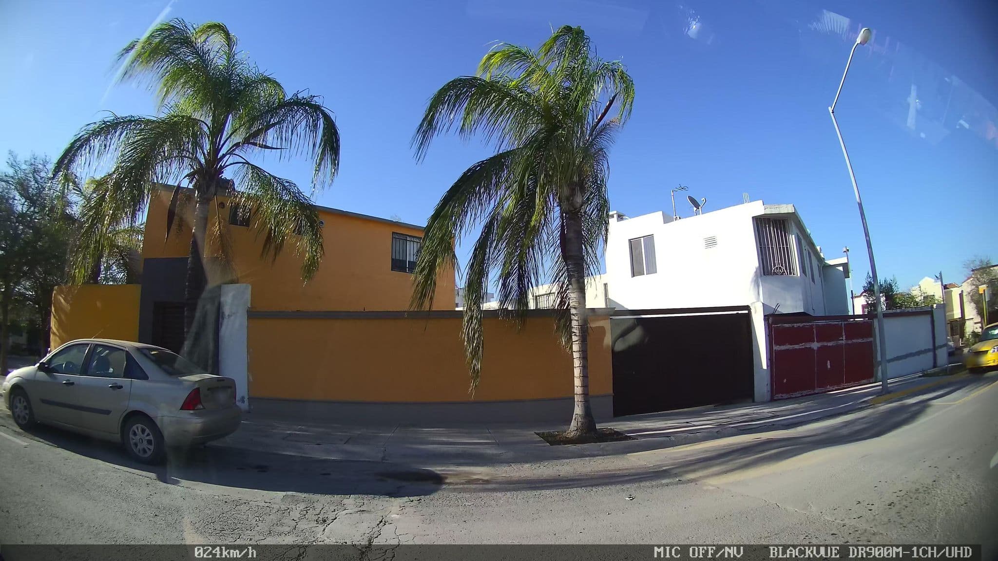 Street view near Motel Portobello, Mitras Poniente — © kaart_4 (CC BY-SA · Mapillary)
