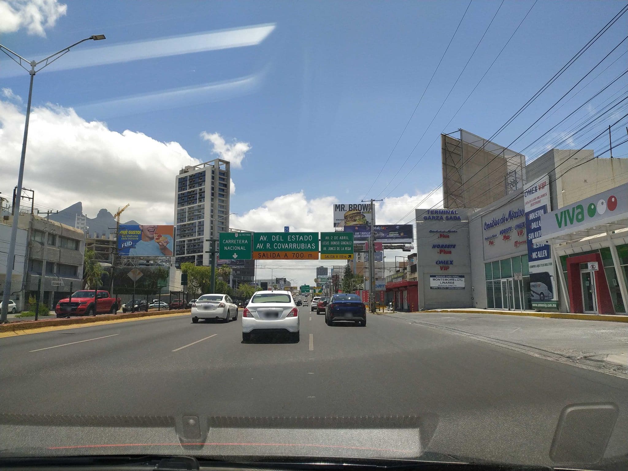 Street view near Bahia Escondida, Monterrey — © xe1gyp (CC BY-SA · Mapillary)