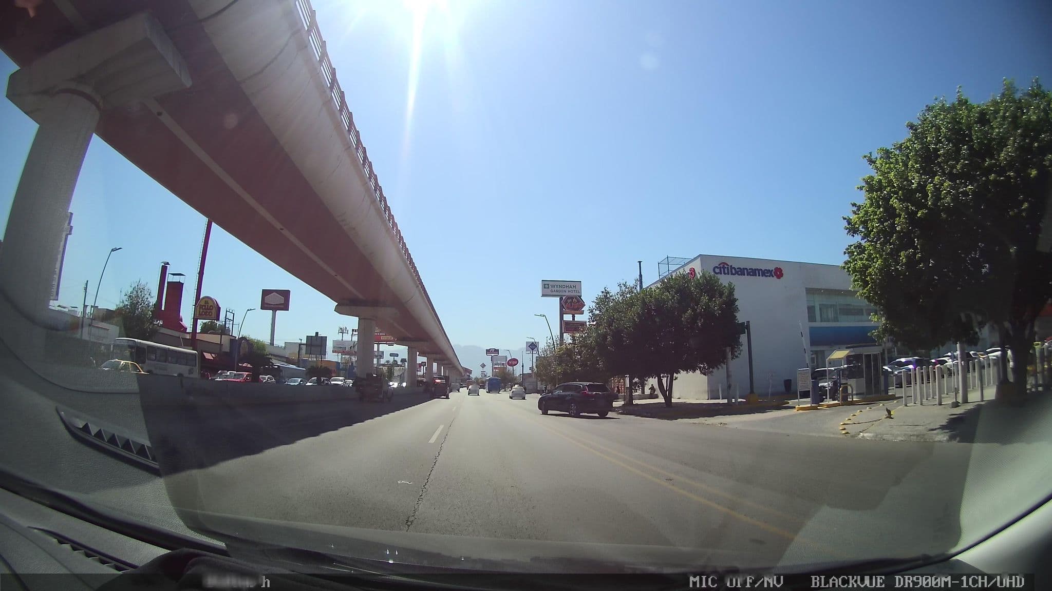 Street view near Hampton Inn & Suites Monterrey Norte, San Nicolás de los Garza — © kaart_4 (CC BY-SA · Mapillary)