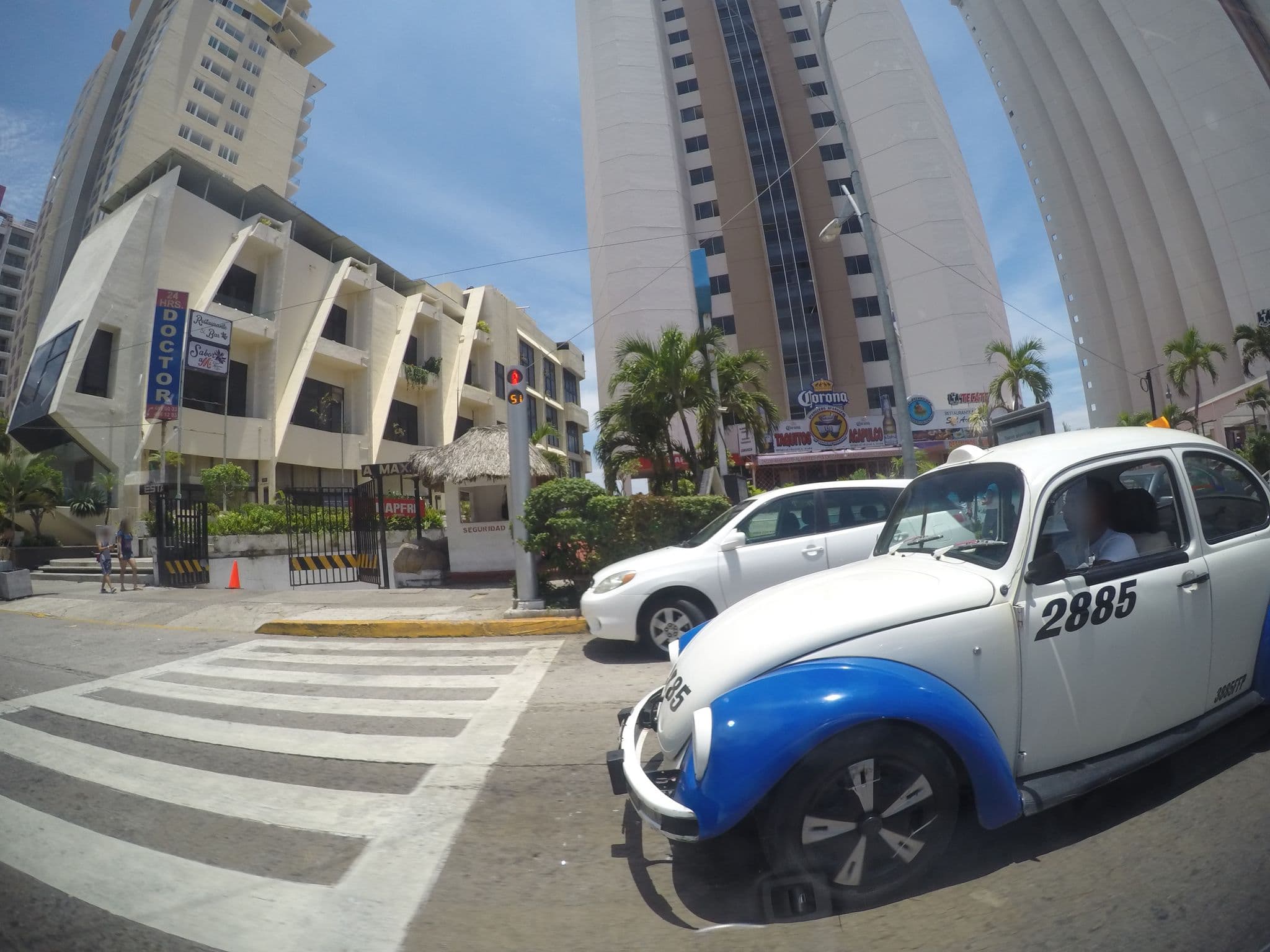 Street view near Nikko Suites, Acapulco de Juárez — © ccossio (CC BY-SA · Mapillary)