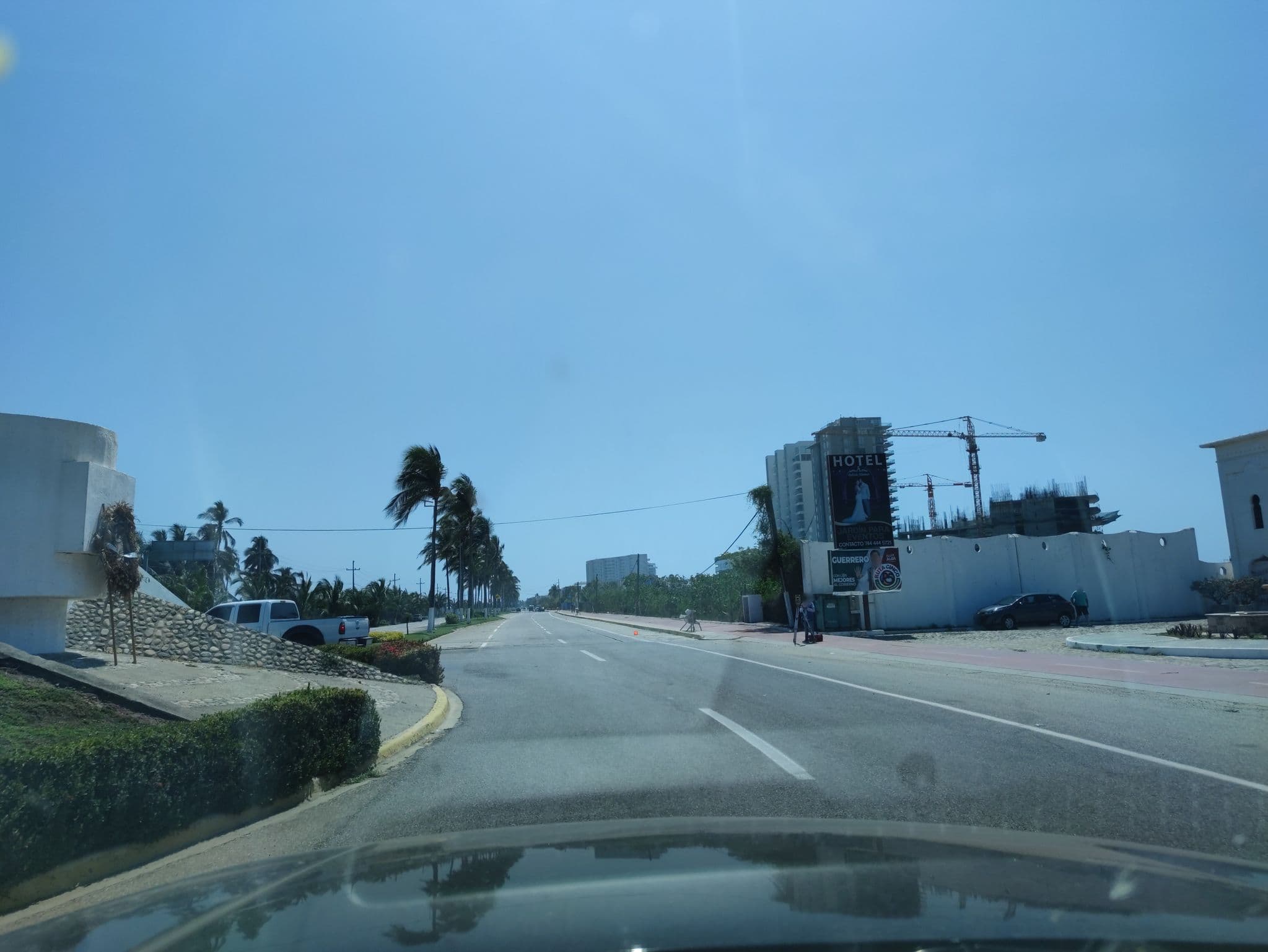Street view near Hotel Palacio Alminar, La Estación — © vsalgado (CC BY-SA · Mapillary)