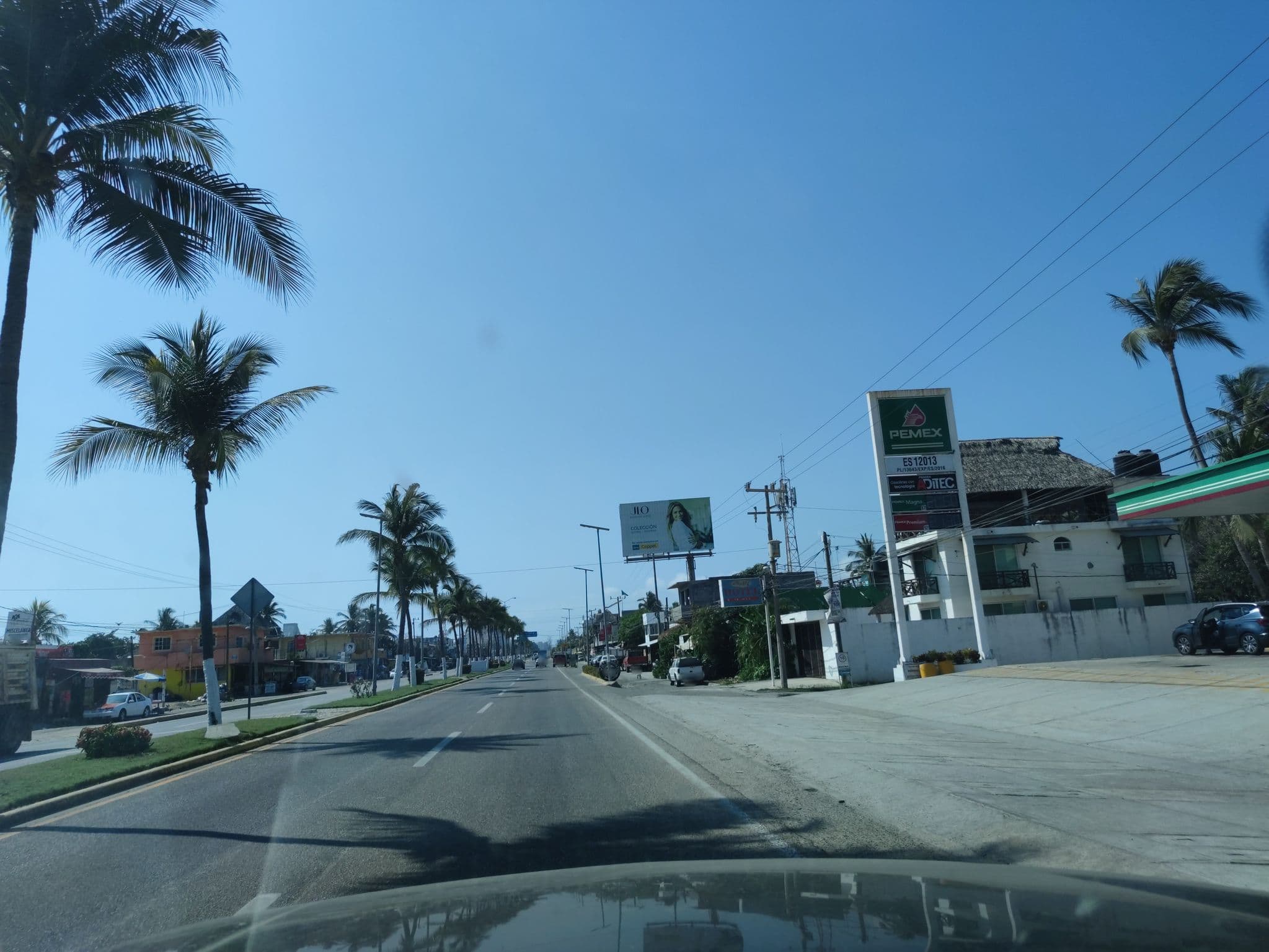 Street view near Bungalows Marfil, San Pedro las Playas — © vsalgado (CC BY-SA · Mapillary)