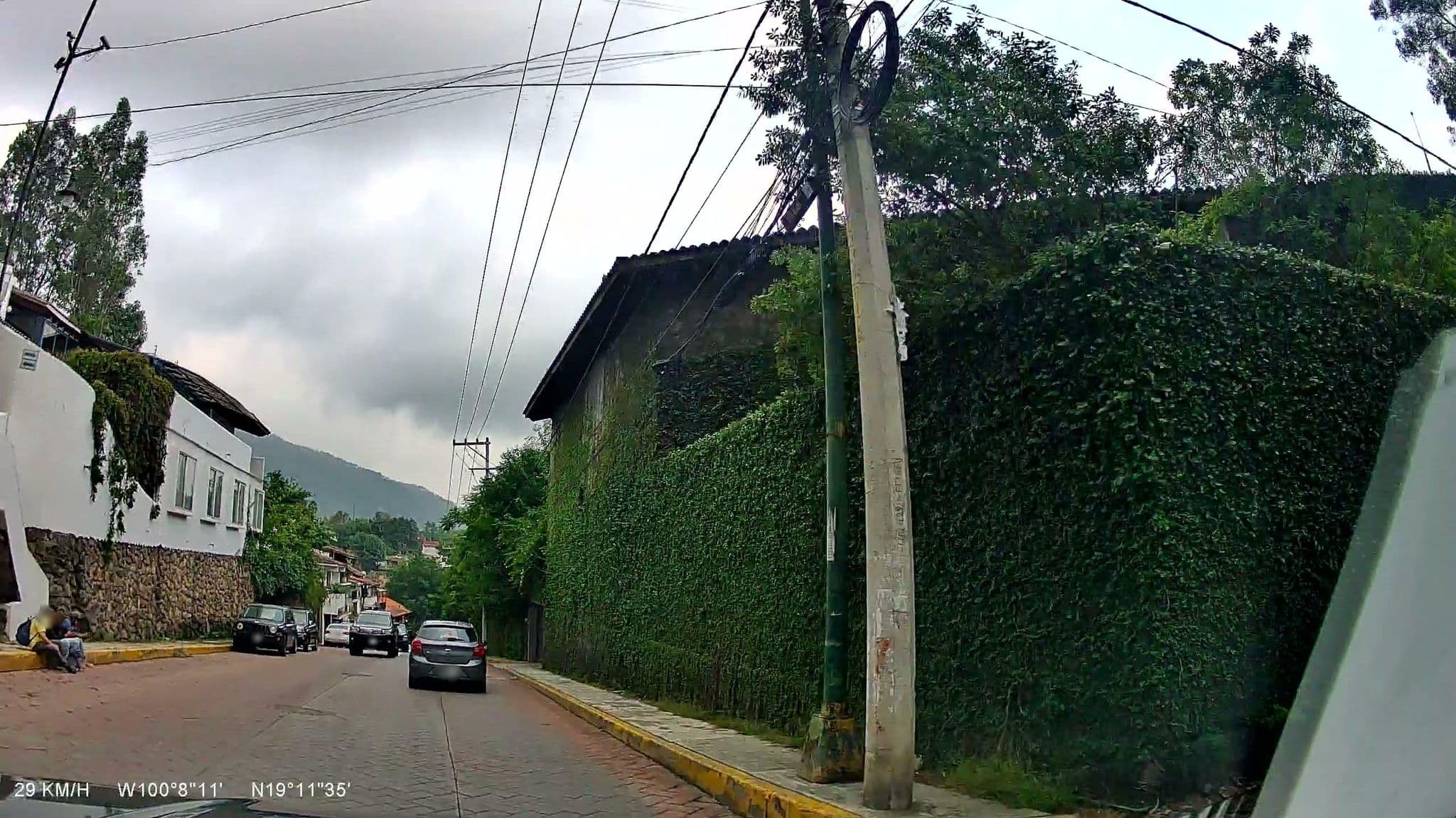 Street view near Hanna Hotel Boutique, Valle de Bravo — © vsalgado (CC BY-SA · Mapillary)