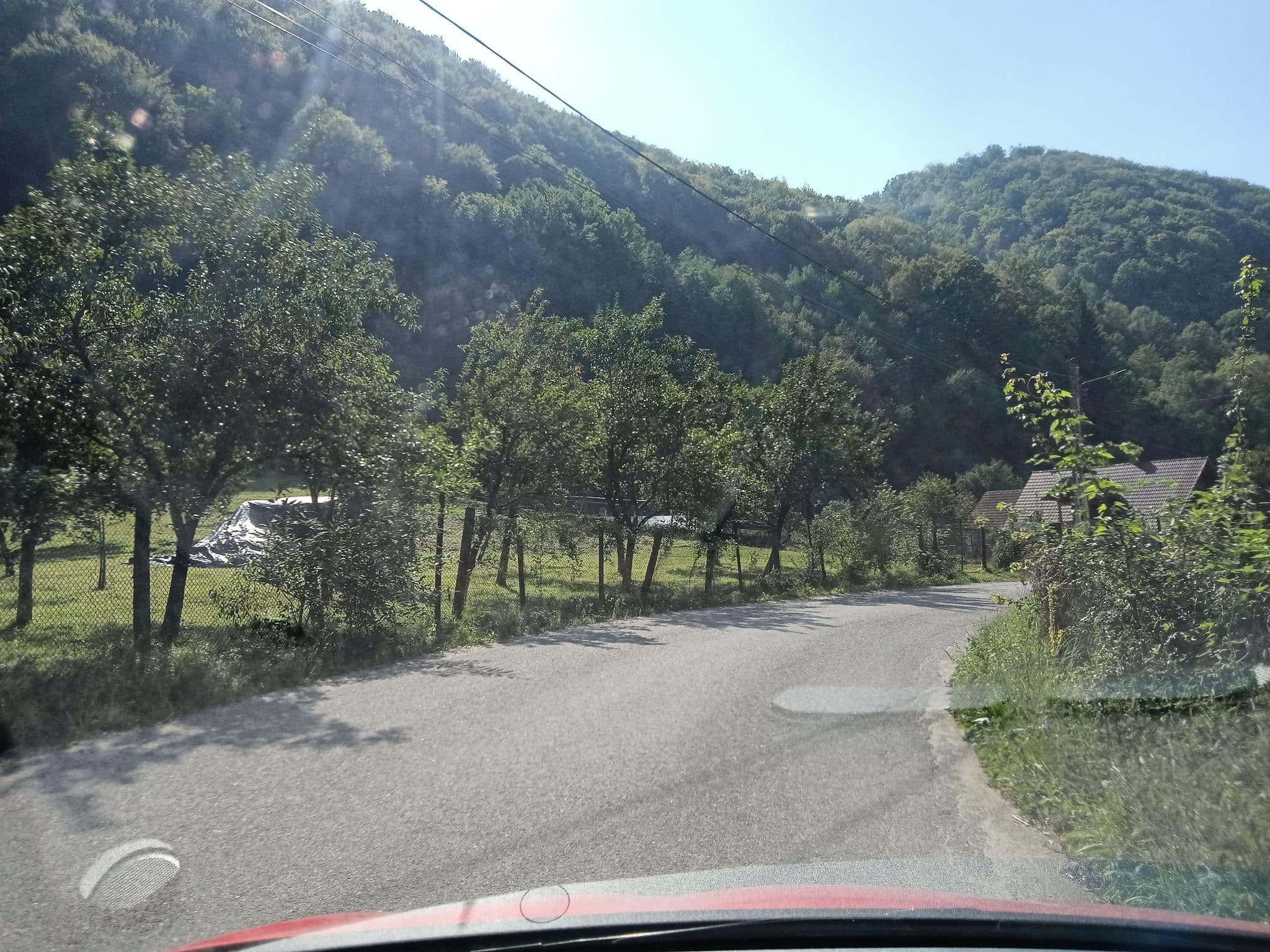 Street view near Pensiunea Silva Dobra, Şugag — © nglf (CC BY-SA · Mapillary)