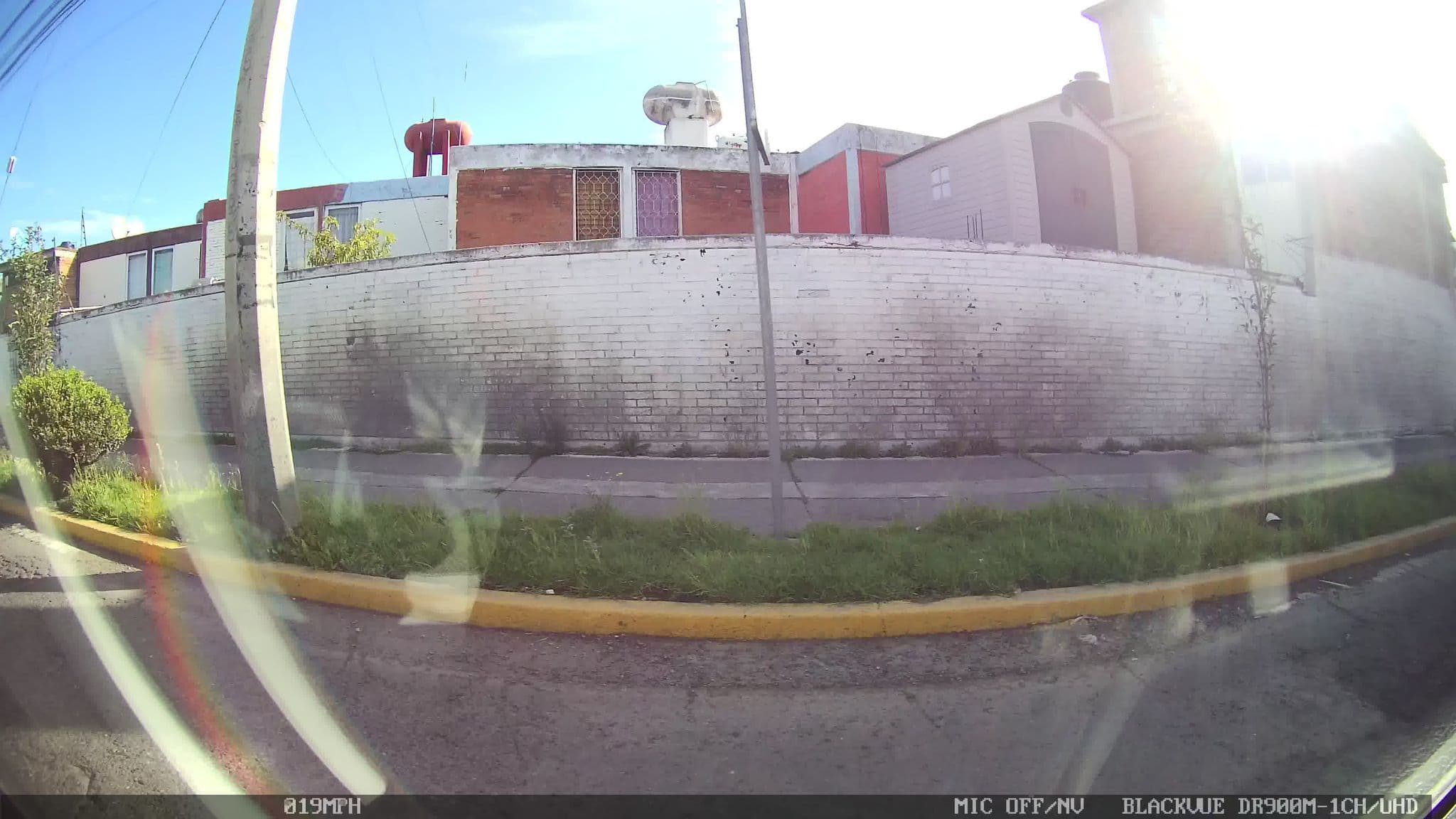 Street view near Hotelera Paseo del Edo de Mexico, Toluca — © kaart_4 (CC BY-SA · Mapillary)