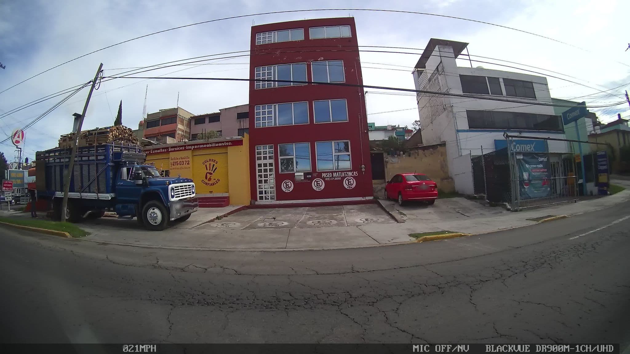 Street view near Casa del Caballero Carlos, Toluca — © kaart_4 (CC BY-SA · Mapillary)