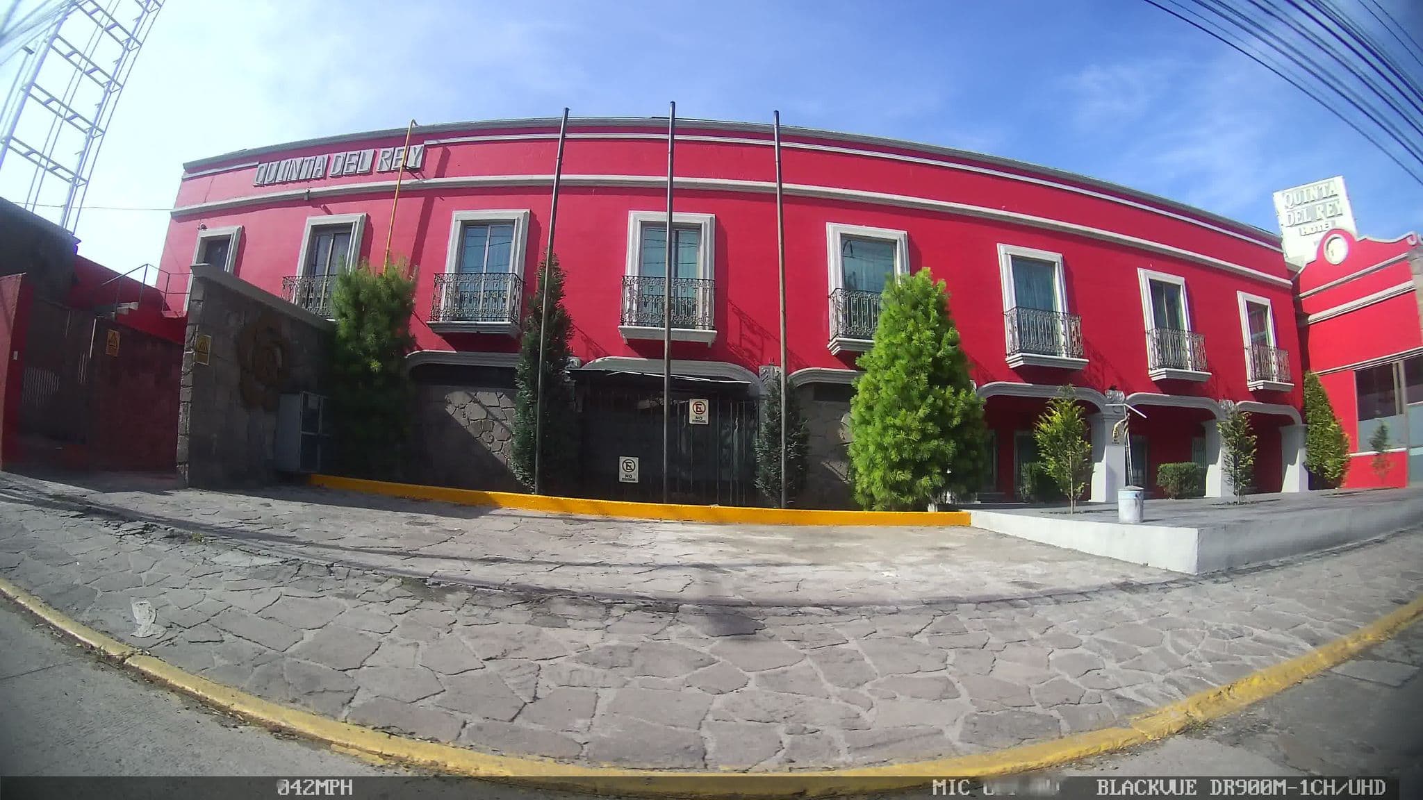 Street view near Hotel Gran Class, San Jerónimo — © kaart_4 (CC BY-SA · Mapillary)