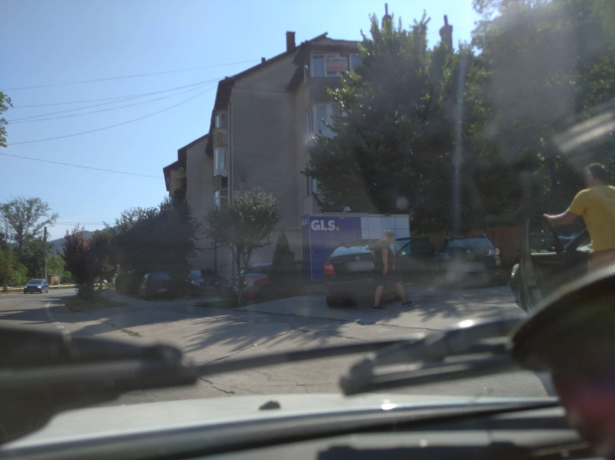 Street view near Pensiunea Versant, Băile Herculane — © grozsa11 (CC BY-SA · Mapillary)