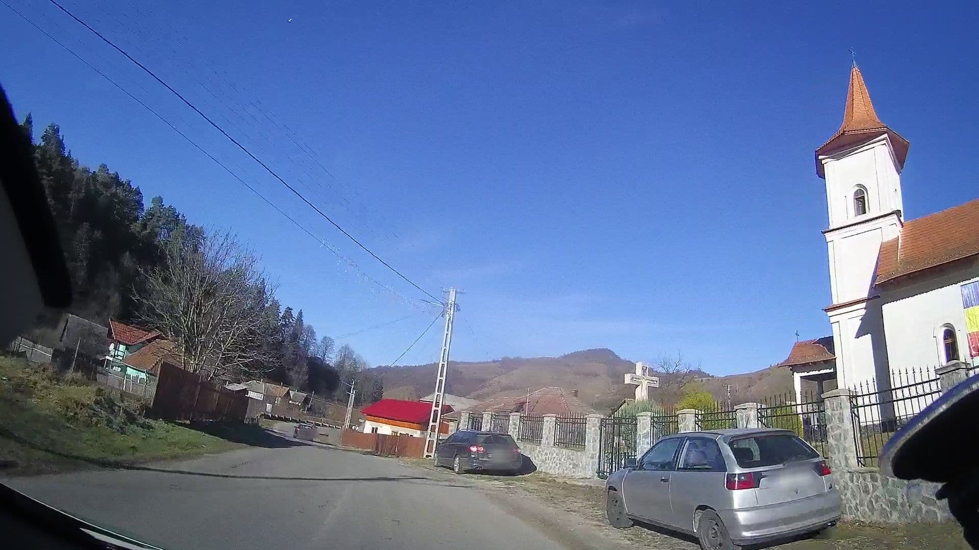 Street view near Pensiune Sequoia, Sâncraiu — © tavi (CC BY-SA · Mapillary)