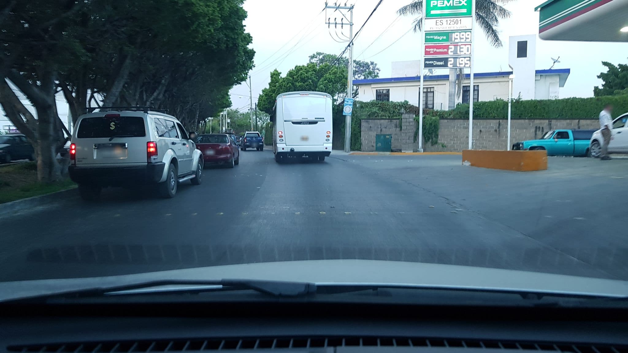 Street view near Hotel La Hacienda de Zapata, Jiutepec — © cenacom (CC BY-SA · Mapillary)