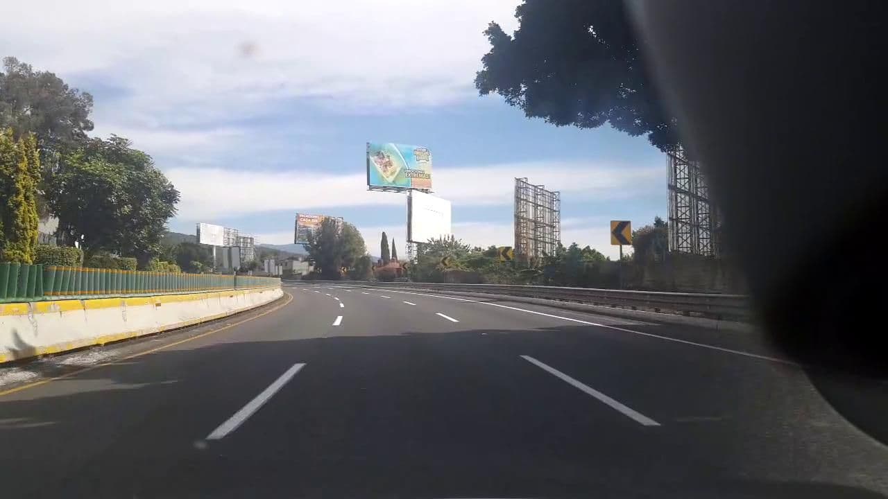 Street view near La Casa de Manuel, Fraccionamiento Lomas de Ahuatlán — © roadroid (CC BY-SA · Mapillary)