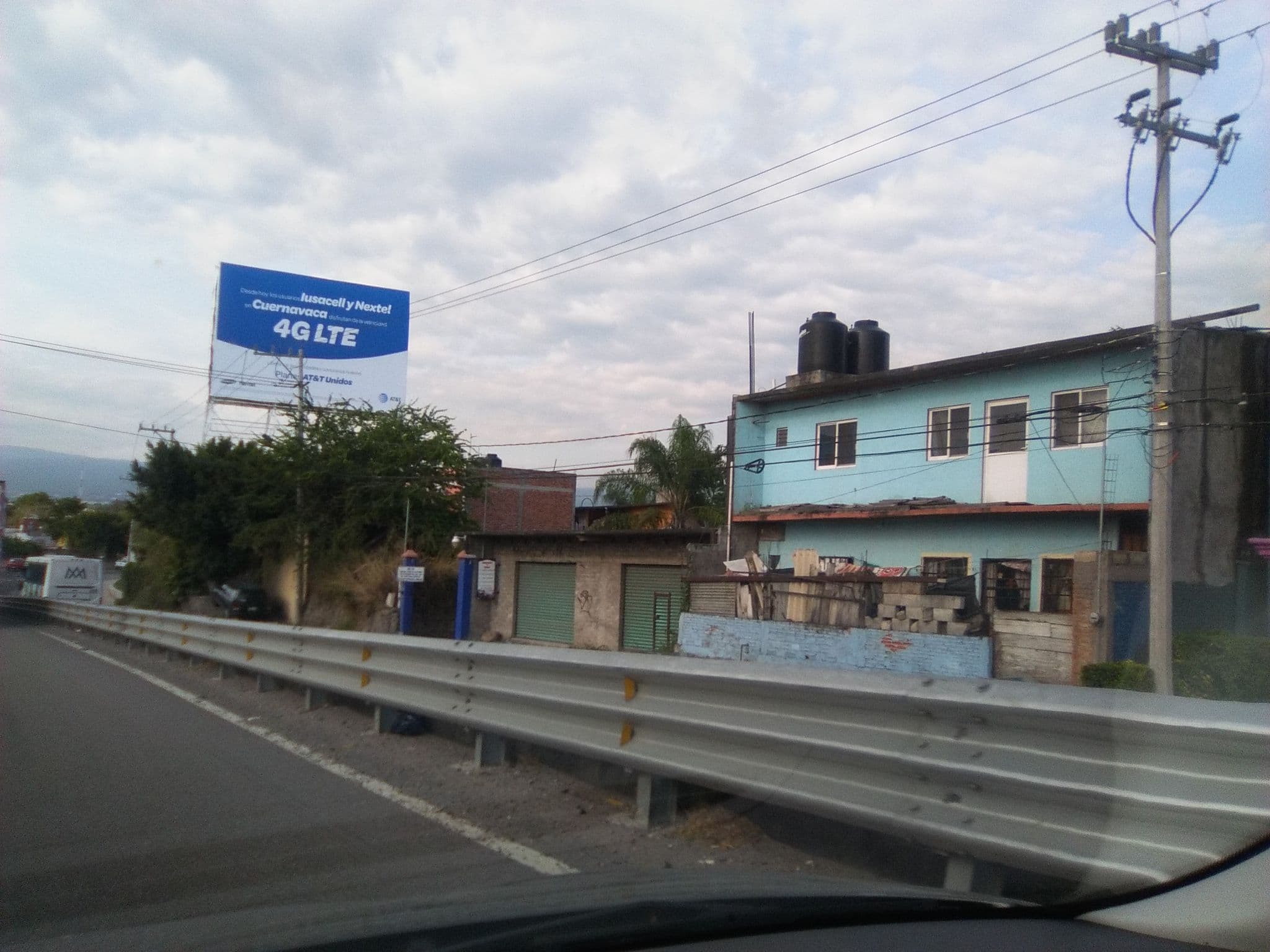Street view near 401, Tres de Mayo — © mapeadora (CC BY-SA · Mapillary)