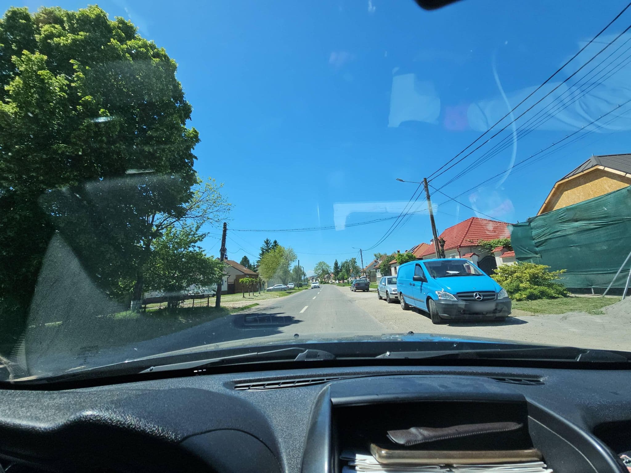 Street view near Pensiunea Roma Antică, Hărman — © agamarcelnicolae (CC BY-SA · Mapillary)