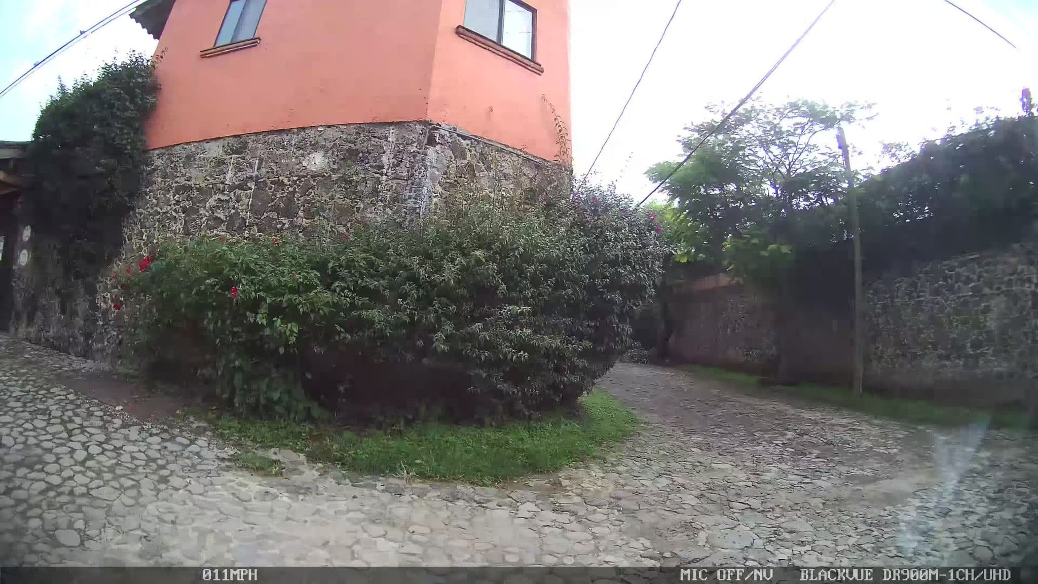 Street view near Villa del Tepoz Fuego, Tepoztlán — © kaart_4 (CC BY-SA · Mapillary)
