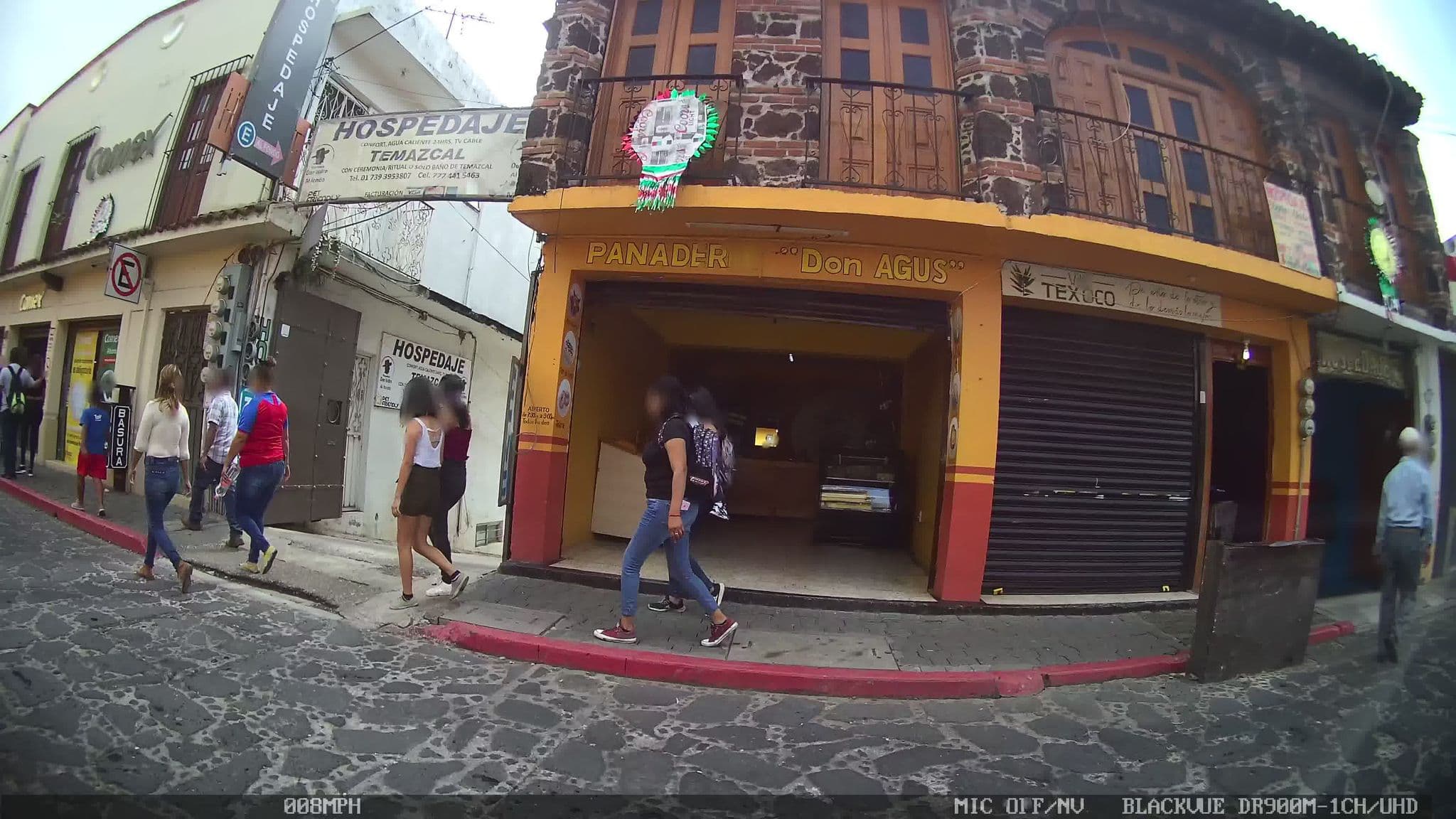 Street view near Hospedaje Don Isidro, Tepoztlán — © kaart_4 (CC BY-SA · Mapillary)