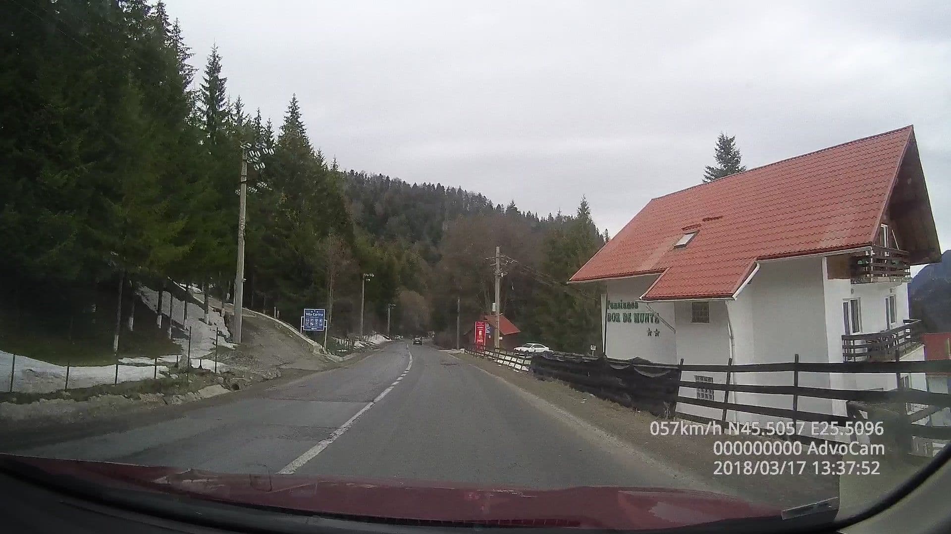 Street view near Pensiunea Dor de Munte, Predeal