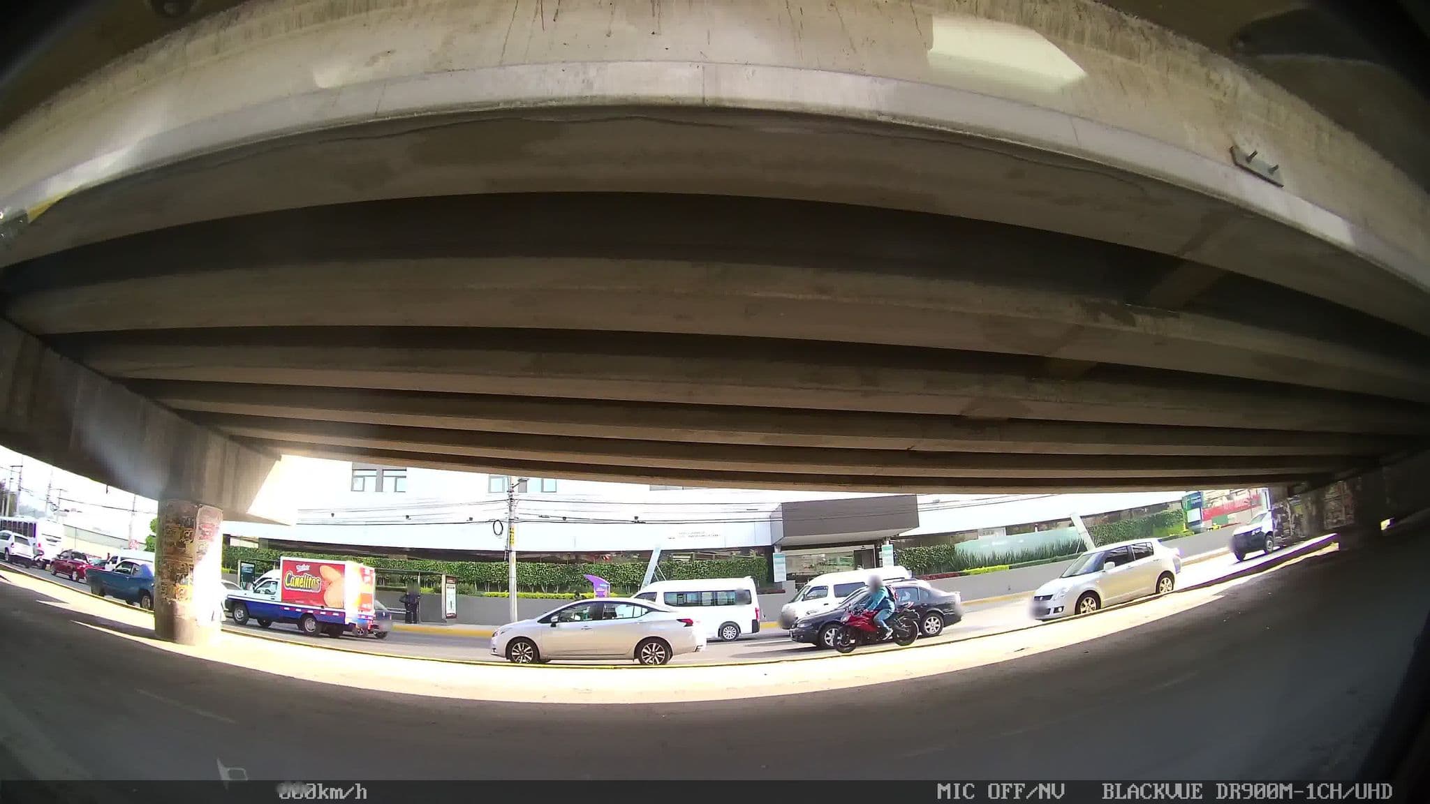 Street view near Holiday Inn, Naucalpan de Juárez — © kaart_2 (CC BY-SA · Mapillary)