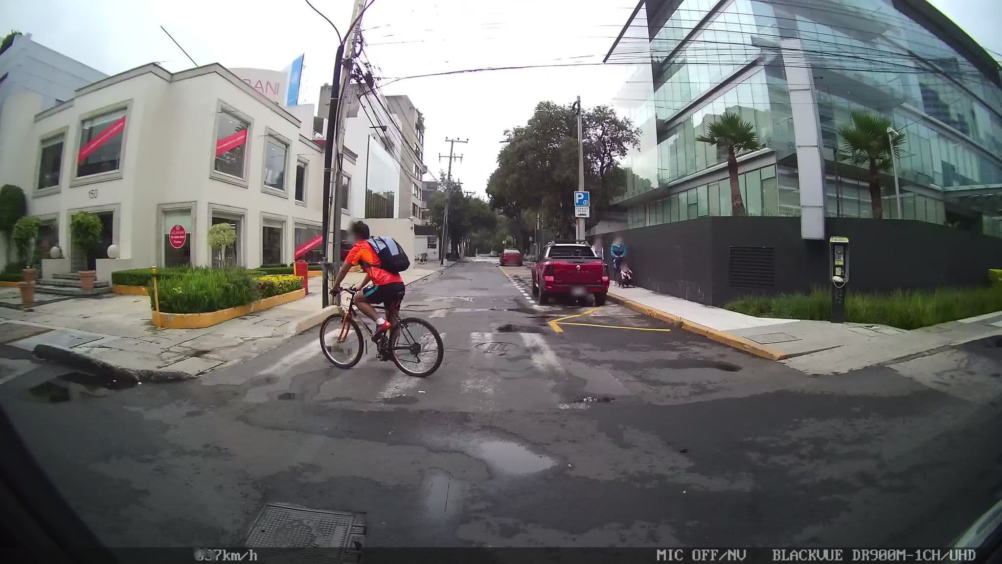 Street view near Arboleda 215, Miguel Hidalgo — © kaart_2 (CC BY-SA · Mapillary)