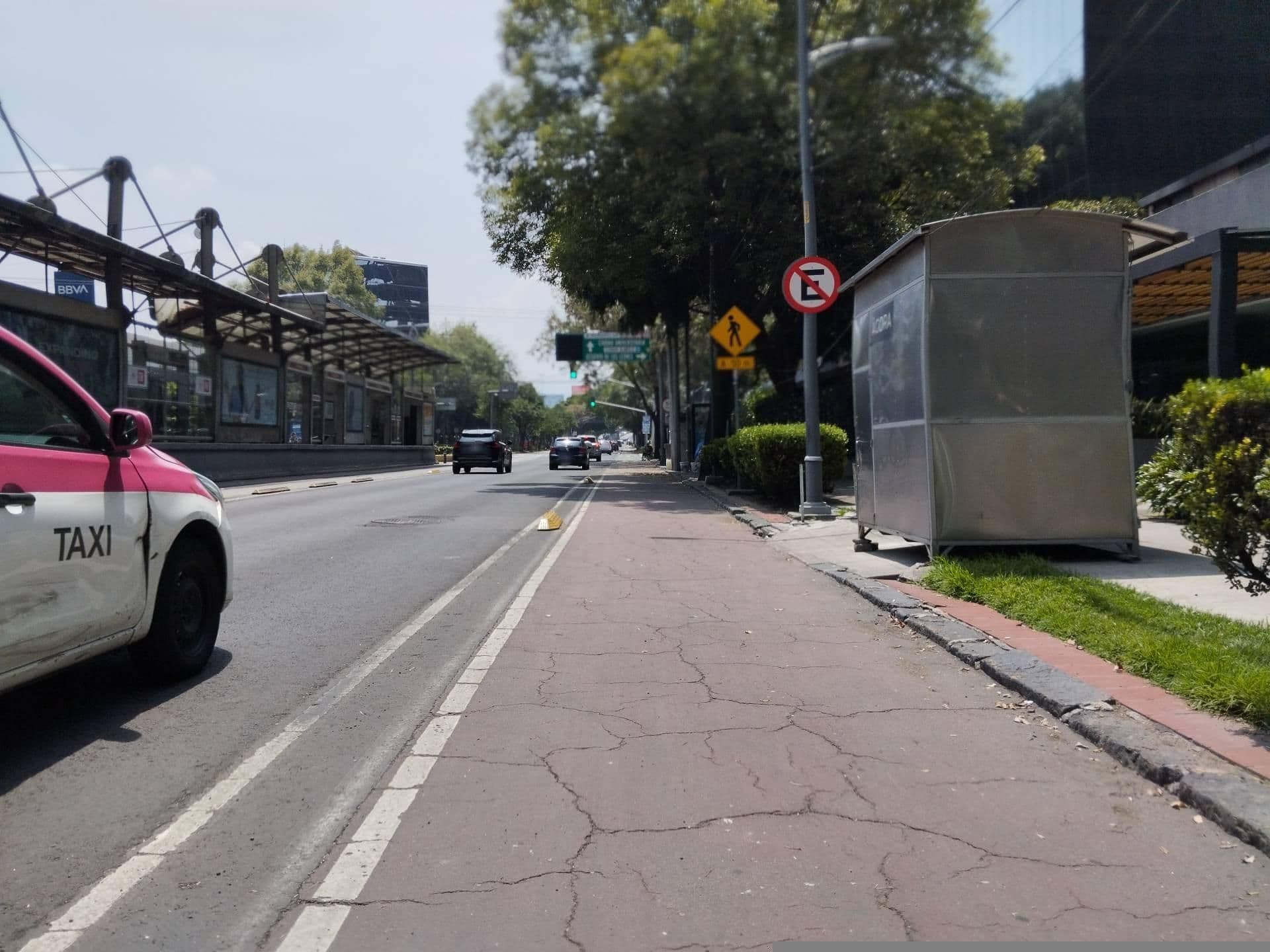 Street view near Krystal Insurgentes Sur, Álvaro Obregón — © BatmanIsReal (CC BY-SA · Mapillary)