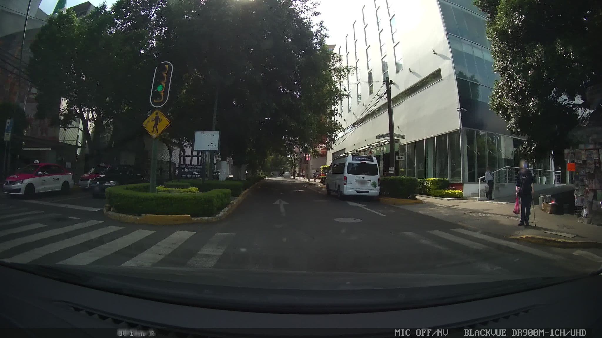 Street view near CityExpressMX, Álvaro Obregón — © kaart_4 (CC BY-SA · Mapillary)