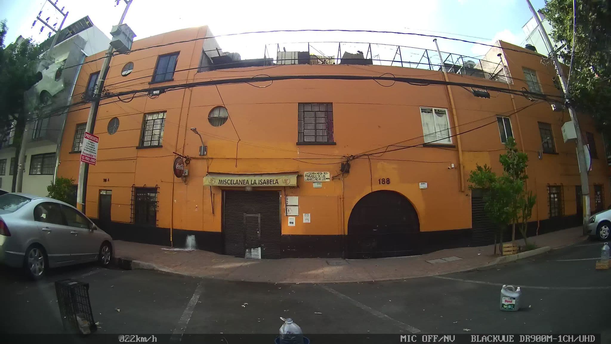 Street view near Hotel Fiesta Americana, Colonia del Valle — © kaart_4 (CC BY-SA · Mapillary)