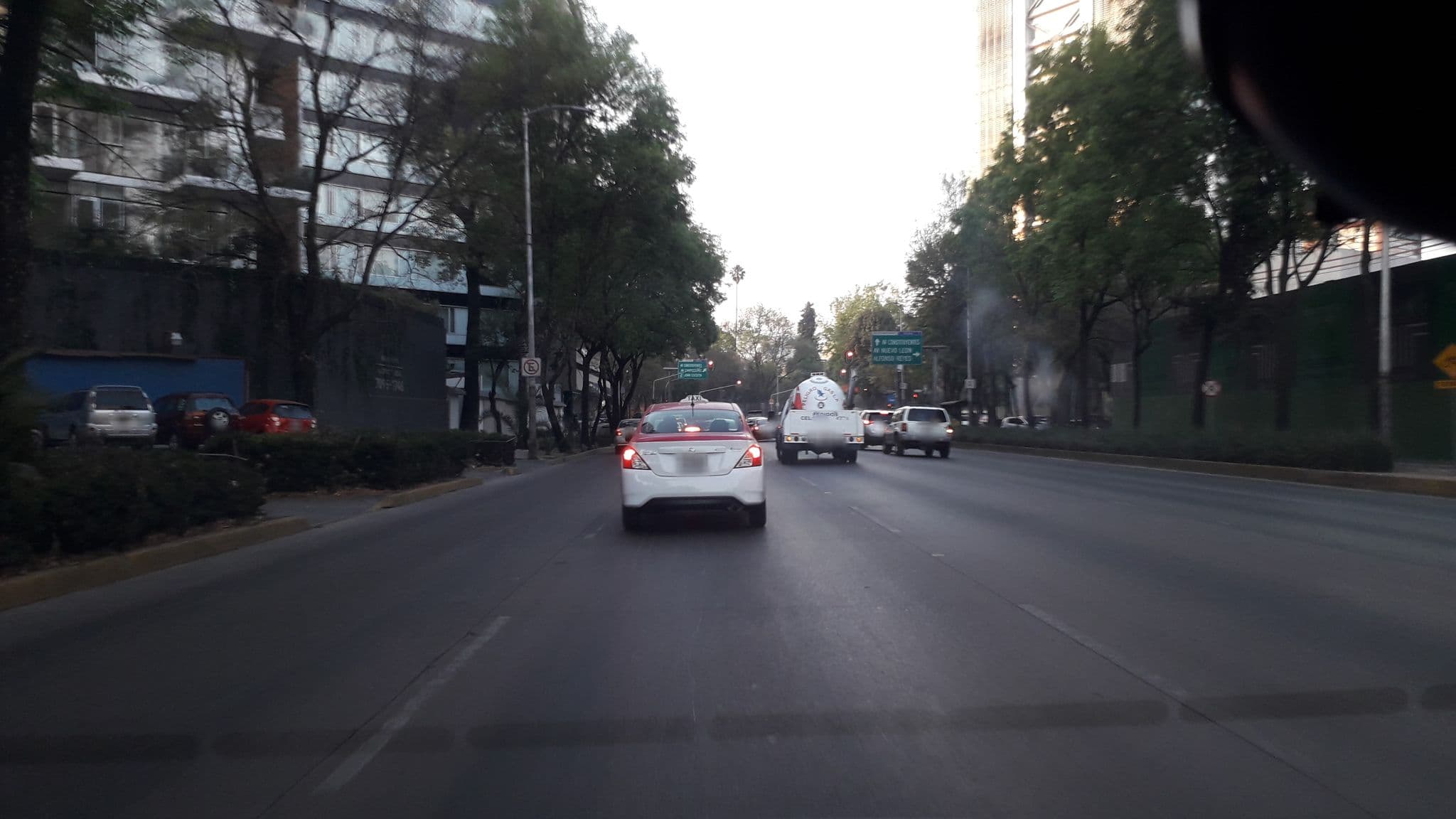 Street view near Sonder Miravalle, Colonia del Valle — © gchava85 (CC BY-SA · Mapillary)