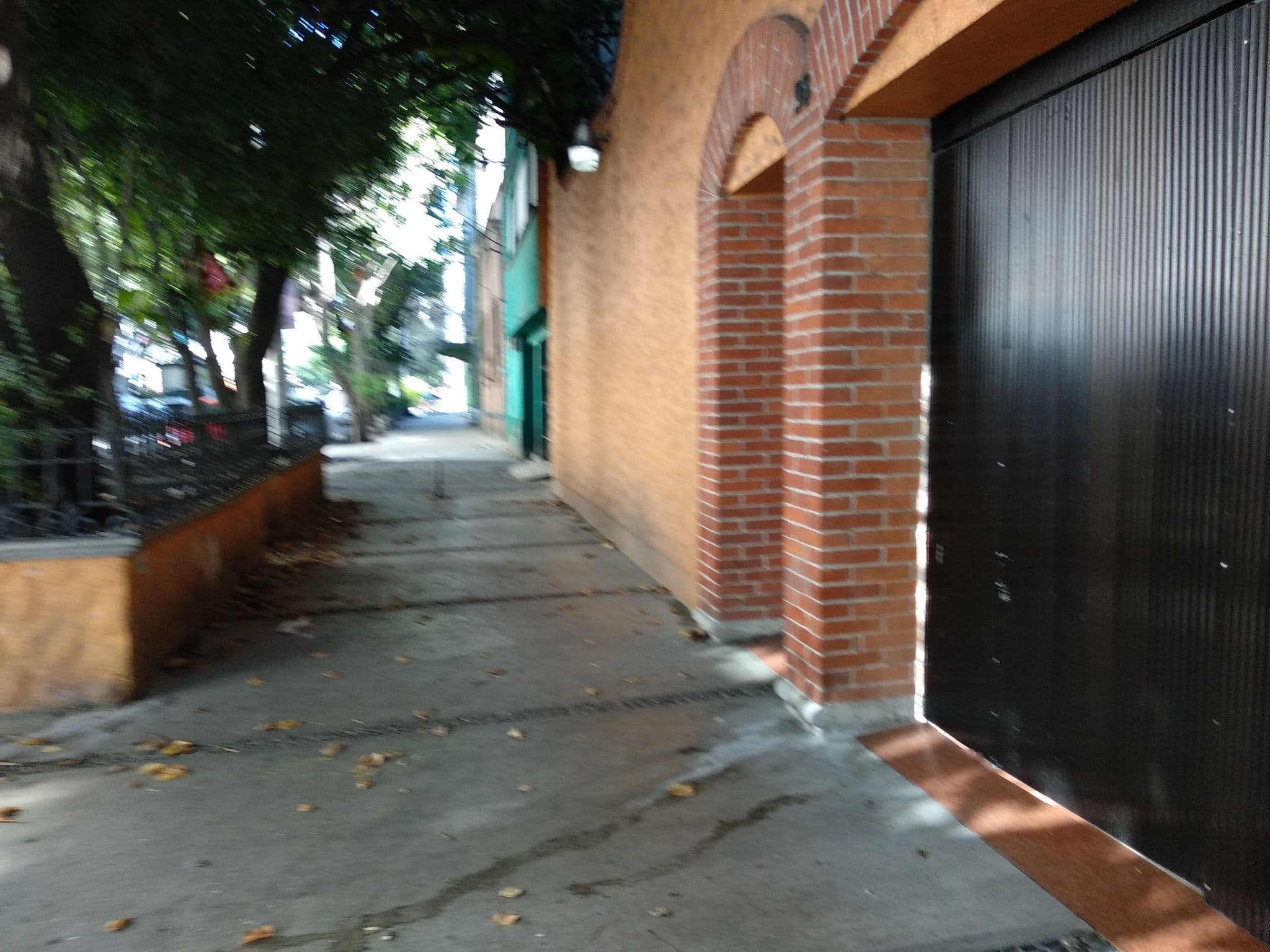 Street view near hostel stayinn CONDESA, Polanco — © litlplastkastl (CC BY-SA · Mapillary)