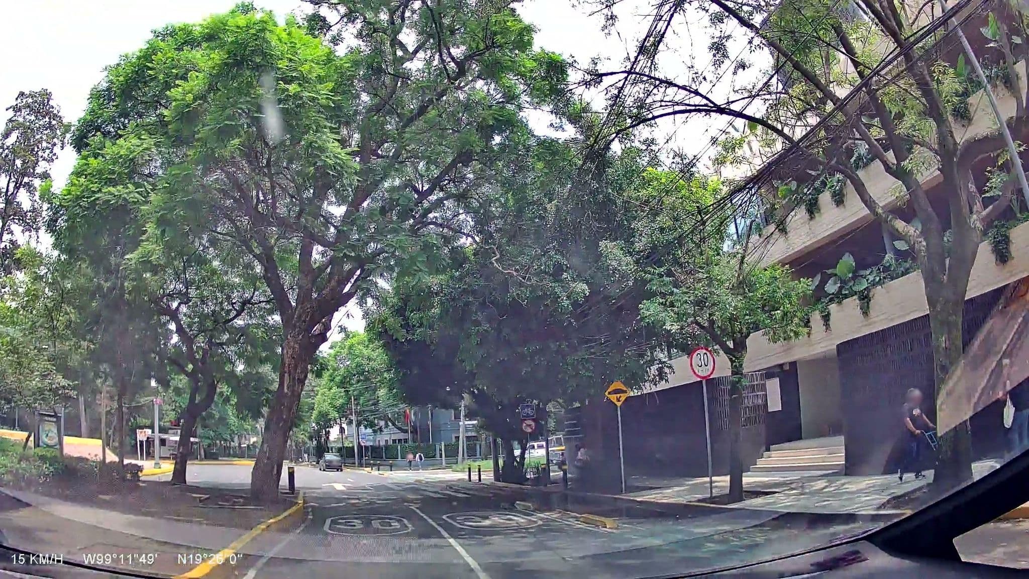 Street view near Suites Residence'L  Heritage, Polanco — © vsalgado (CC BY-SA · Mapillary)
