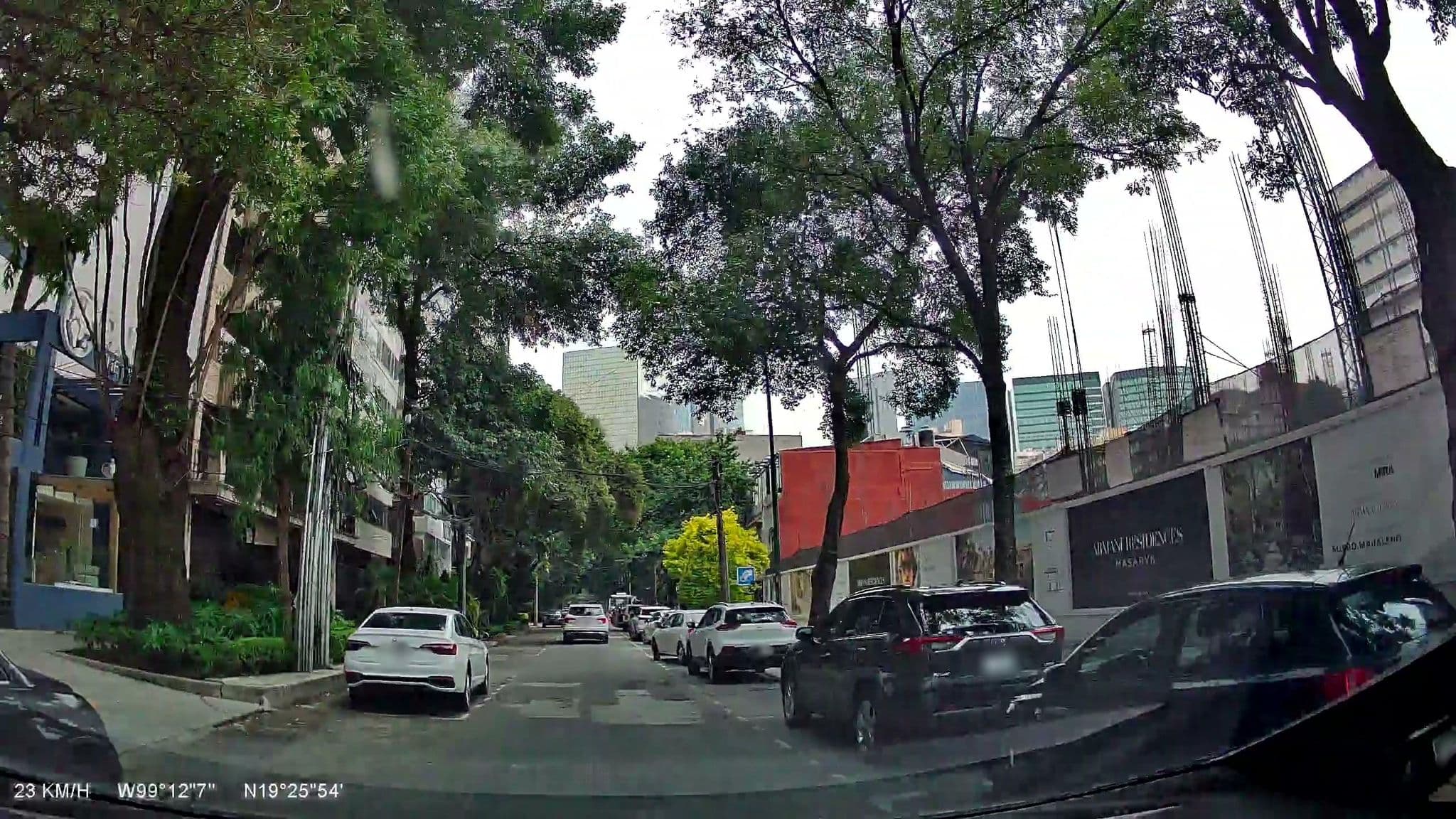 Street view near Barrio Humedo, Miguel Hidalgo — © vsalgado (CC BY-SA · Mapillary)