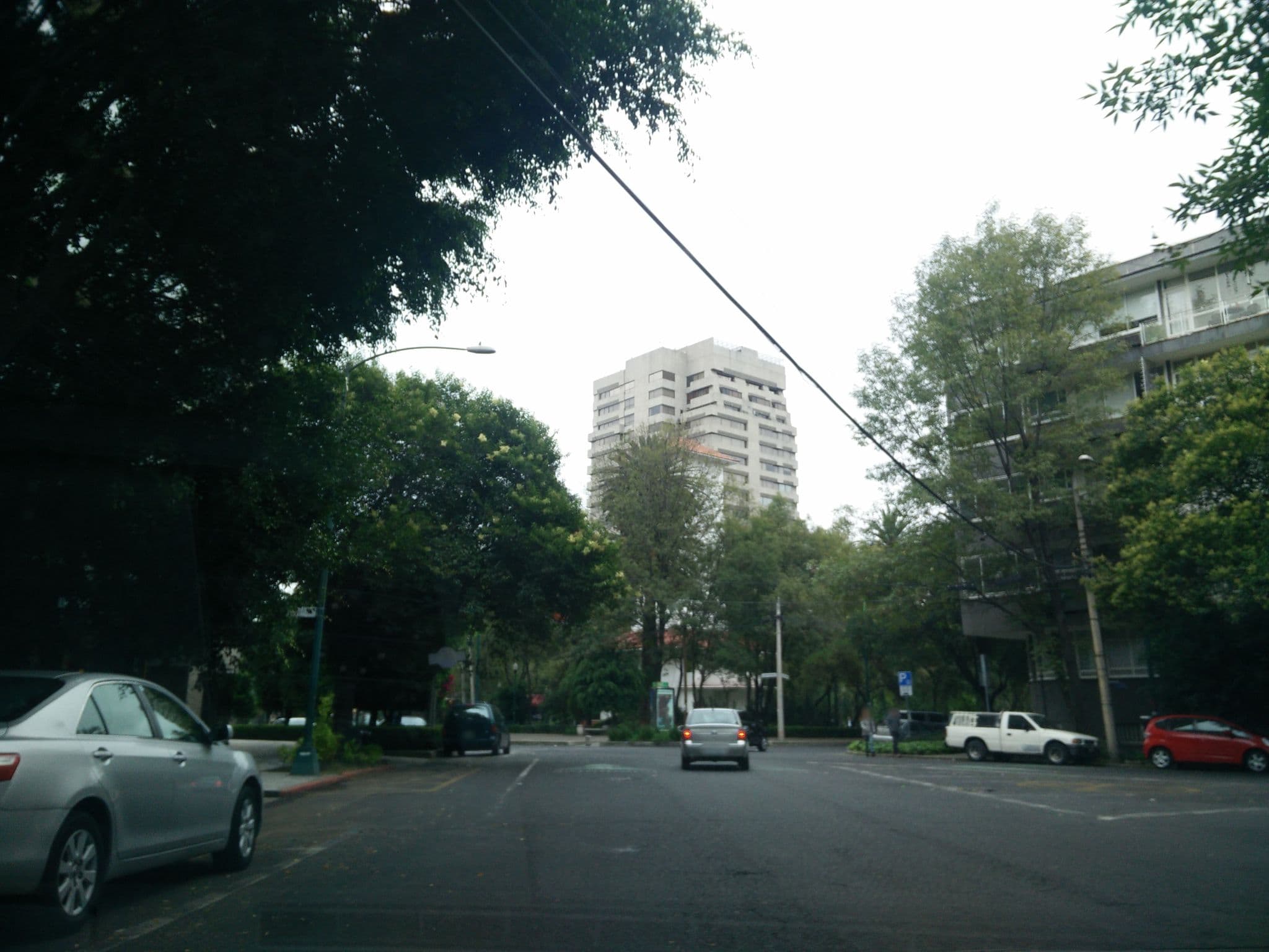 Street view near Flat Park Ariosto, Polanco — © ccossio (CC BY-SA · Mapillary)