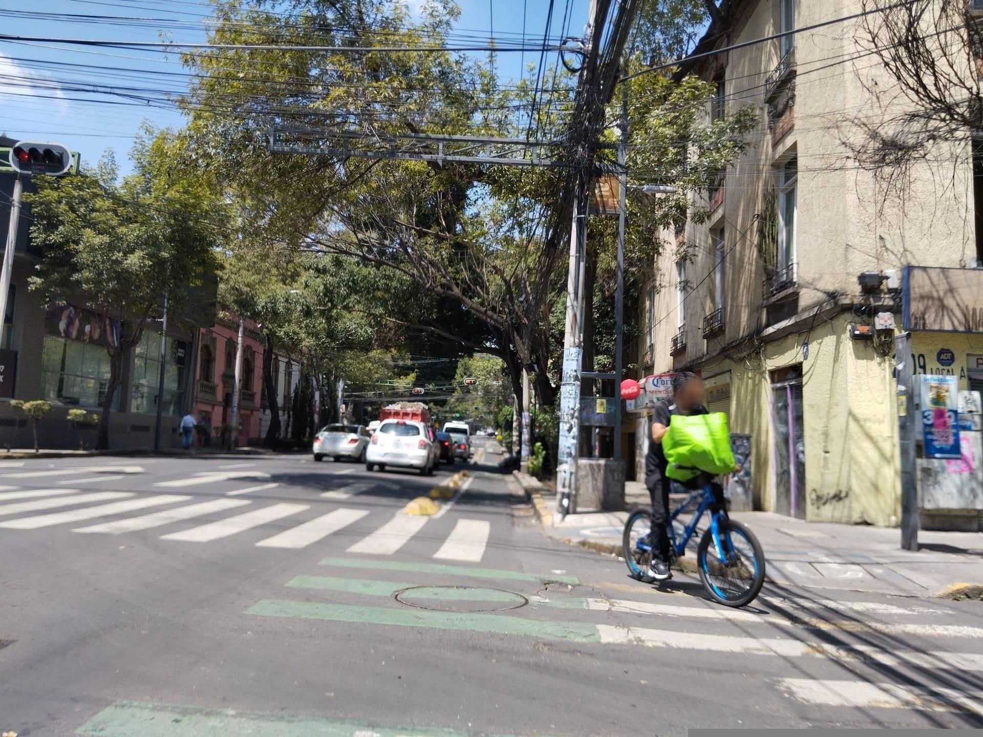 Street view near Casa Goliana, Colonia del Valle — © BatmanIsReal (CC BY-SA · Mapillary)