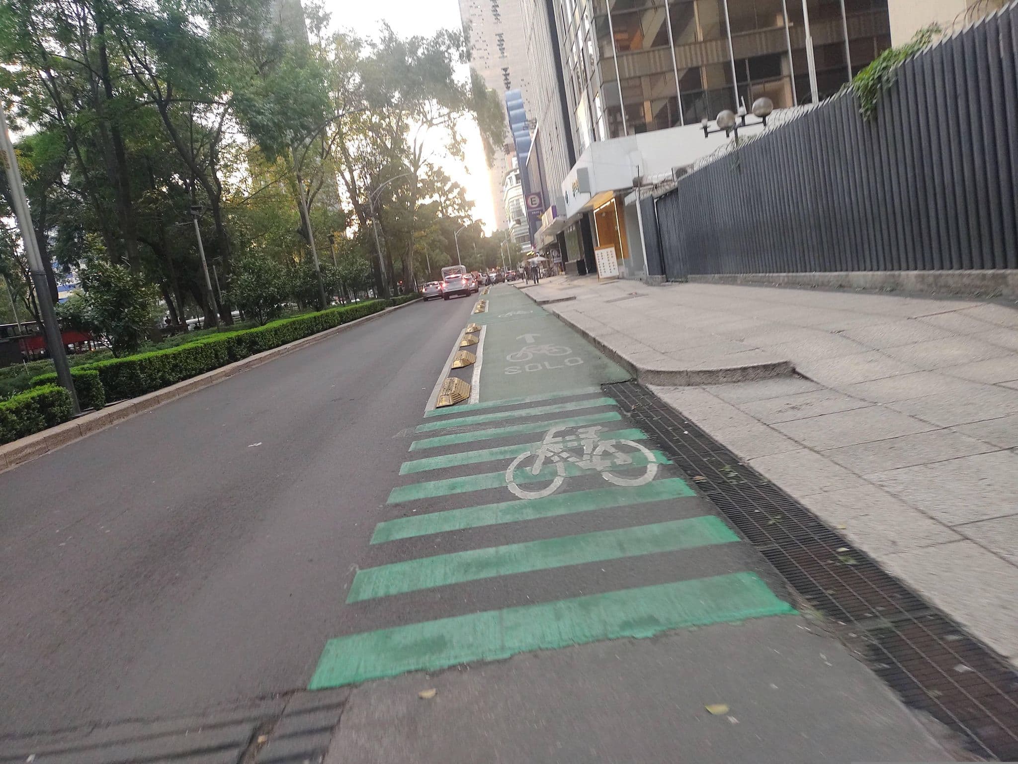 Street view near Gimnasio Hotel Sevilla Palace, Polanco — © mapeadora (CC BY-SA · Mapillary)