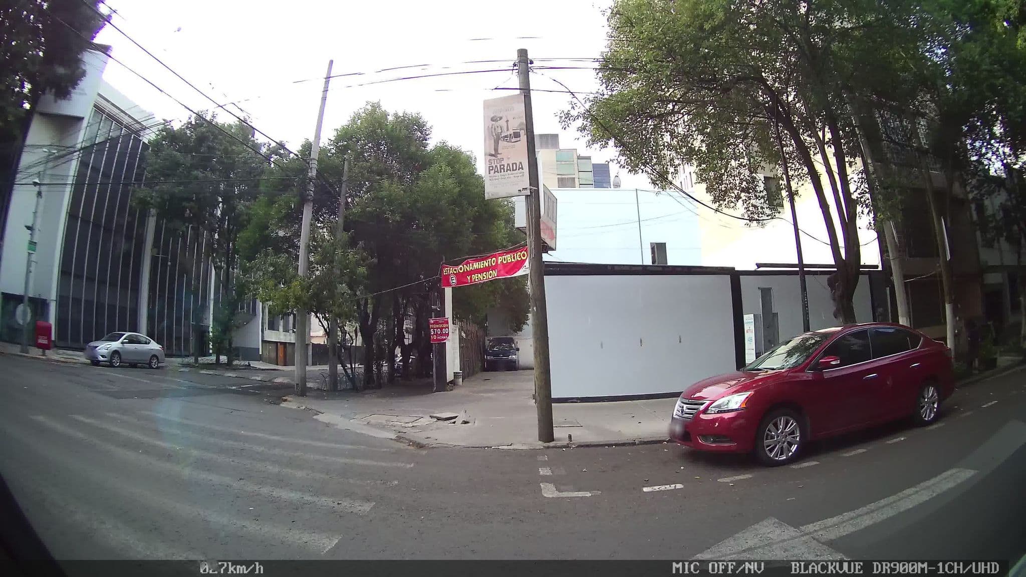 Street view near Hotel Carlota, Cuauhtémoc — © kaart_2 (CC BY-SA · Mapillary)