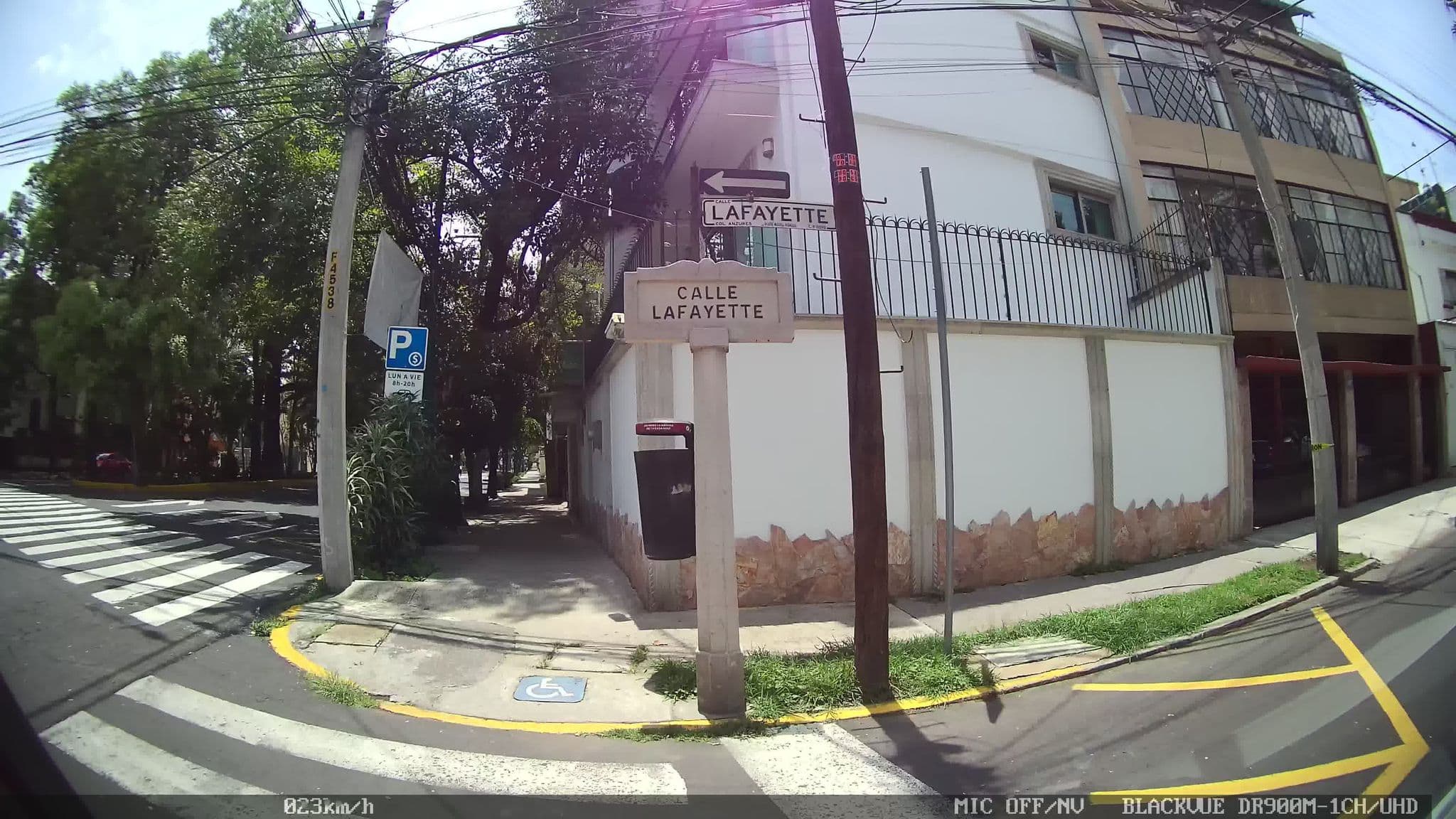 Street view near Operadora Suiza Mexicana, Polanco — © kaart_2 (CC BY-SA · Mapillary)