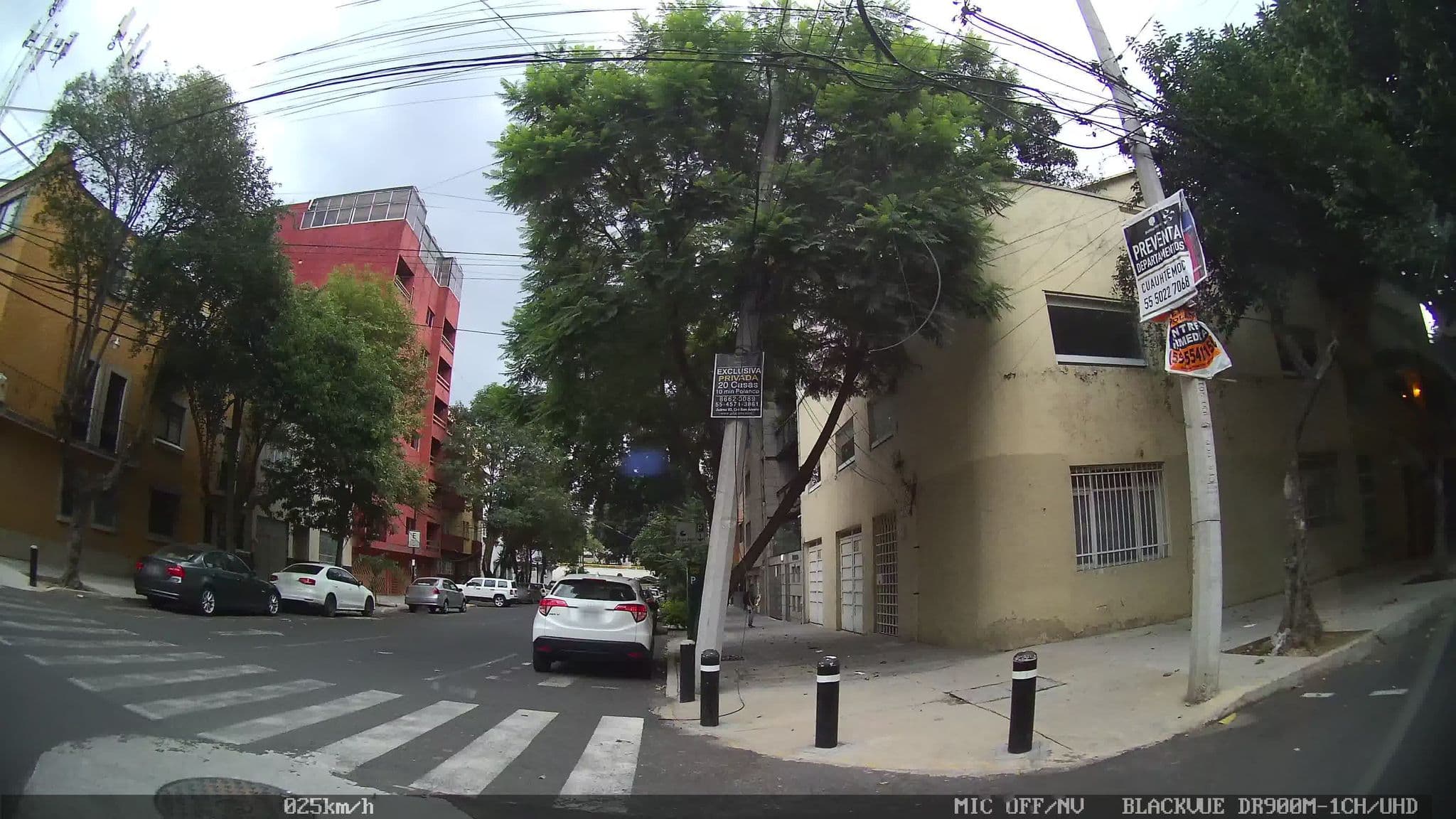Street view near La Casa De Moka, Polanco — © kaart_4 (CC BY-SA · Mapillary)